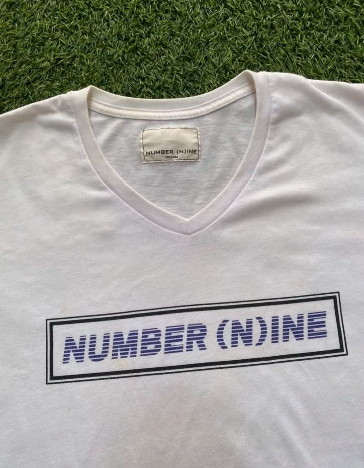 Number (N)ine Authentic Number (N)ine Box Logo V-Neck Tee Size US L / EU 52-54 / 3 - 5 Thumbnail