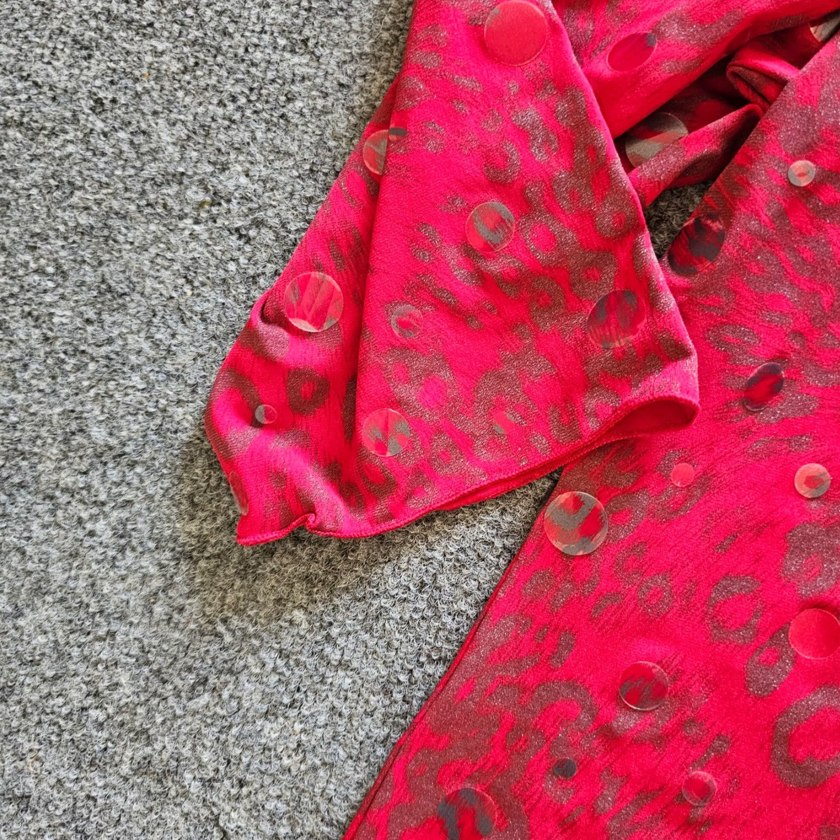 Vintage Susan Graver Blouse Womens Size 3X Red 3/4 Sleeve Leopard Casual Career Shirt Size XXL / US 16-18 / IT 52-54 - 4 Thumbnail