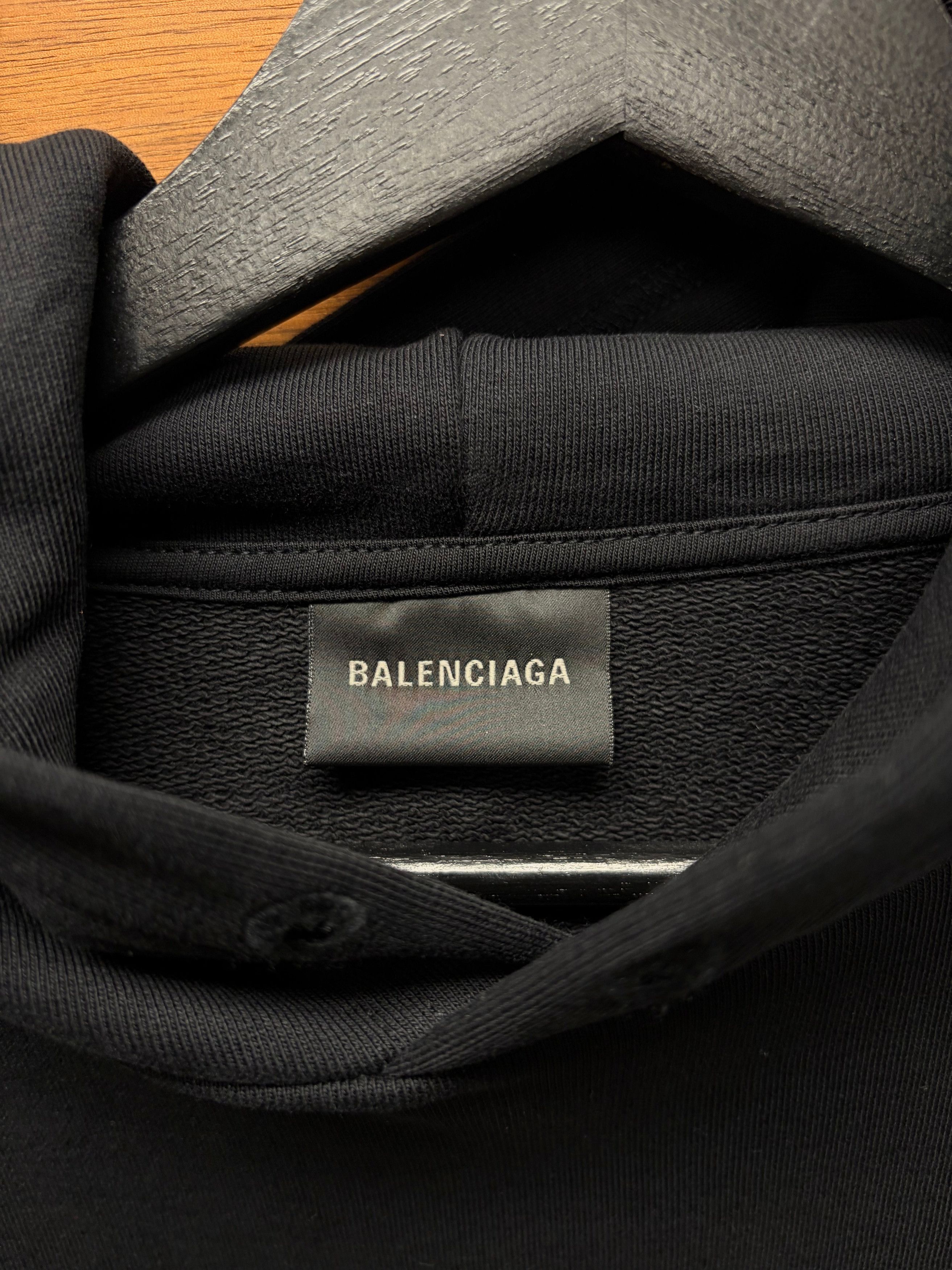 Balenciaga AW2023 Balenciaga ‘Mudshow’ Black ‘Gaffer Tape’ Pullover Hoodie Size US S / EU 44-46 / 1 - 3 Thumbnail