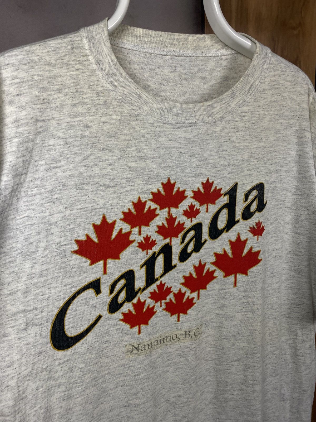 Vintage 🇨🇦Vintage 90s T-Shirt Canada Nanaimo B.C. Big Logo Tee🇨🇦 Size US XXL / EU 58 / 5 - 2 Thumbnail