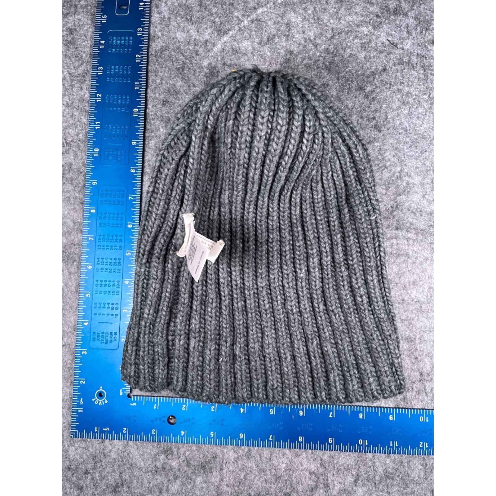 Vintage Maurices Beanie Hat Womens One Size Gray Double Knit Acrylic Faux Fur Pom Ski Size ONE SIZE - 7 Thumbnail