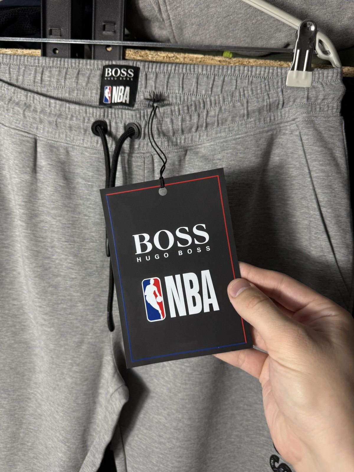 Hugo Boss Hugo Boss x NBA Joggers L Brooklyn Nets Grey Sweatpants NWT Size US 34 / EU 50 - 5 Thumbnail
