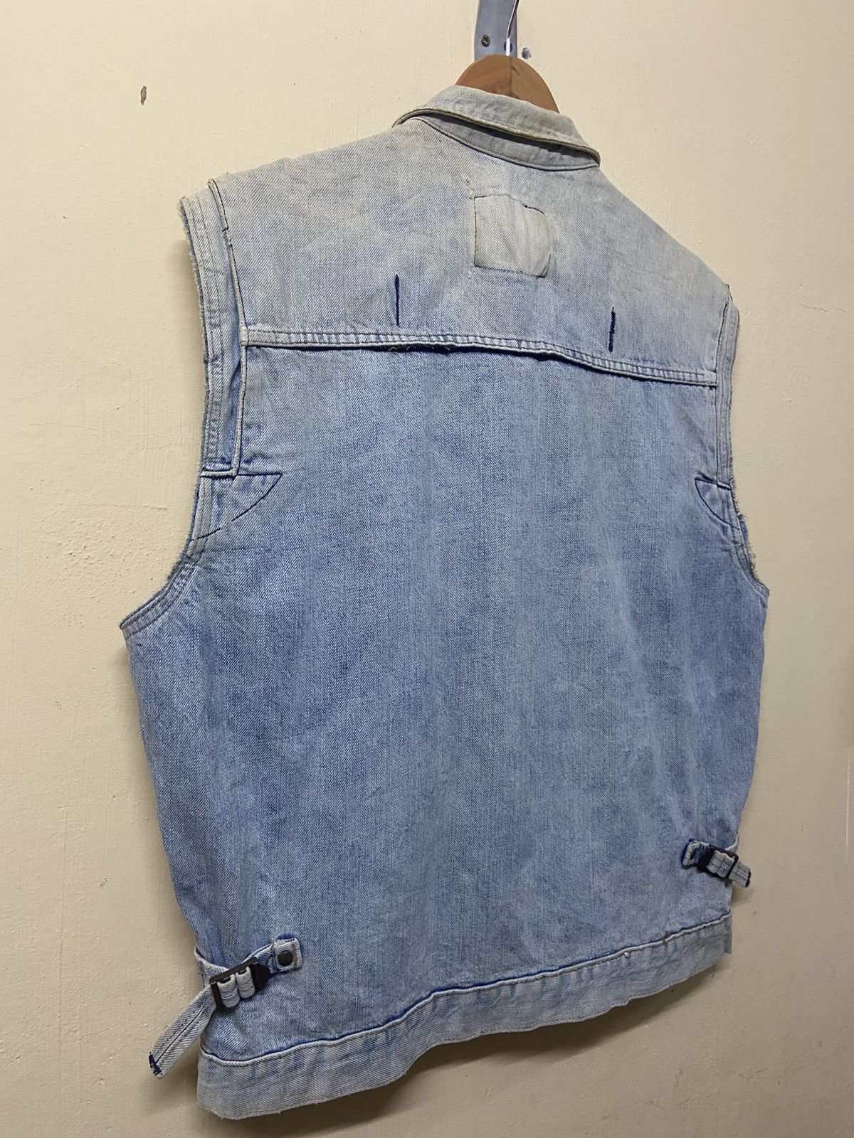 Vintage × Wrangler Vintage Wranglers Distressed Denim Jacket Size US L / EU 52-54 / 3 - 10 Thumbnail