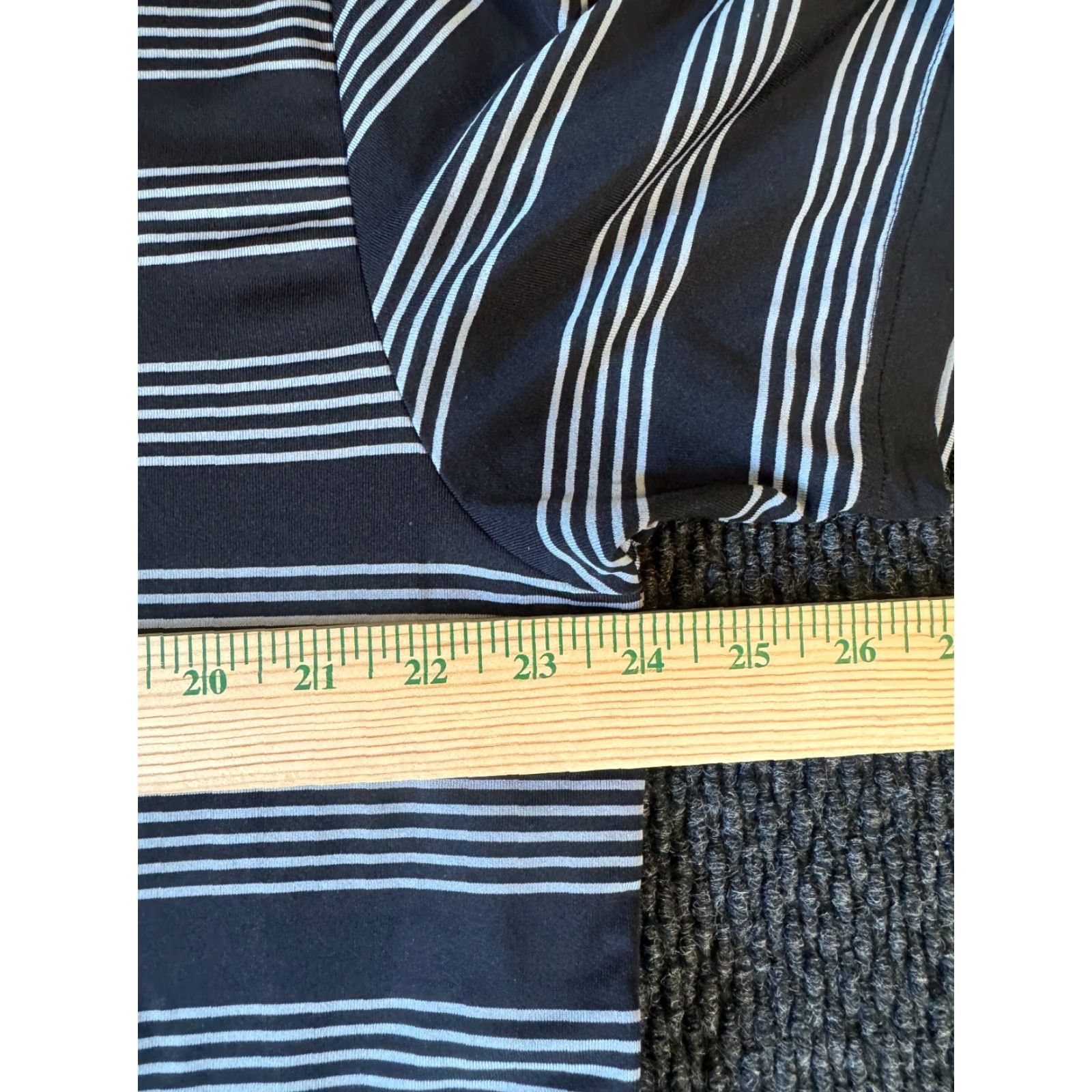 Under Armour VINTAGE Under Armour HeatGear Short Sleeve Polo Men's XL Black White Striped Shirt Size US XL / EU 56 / 4 - 4 Thumbnail