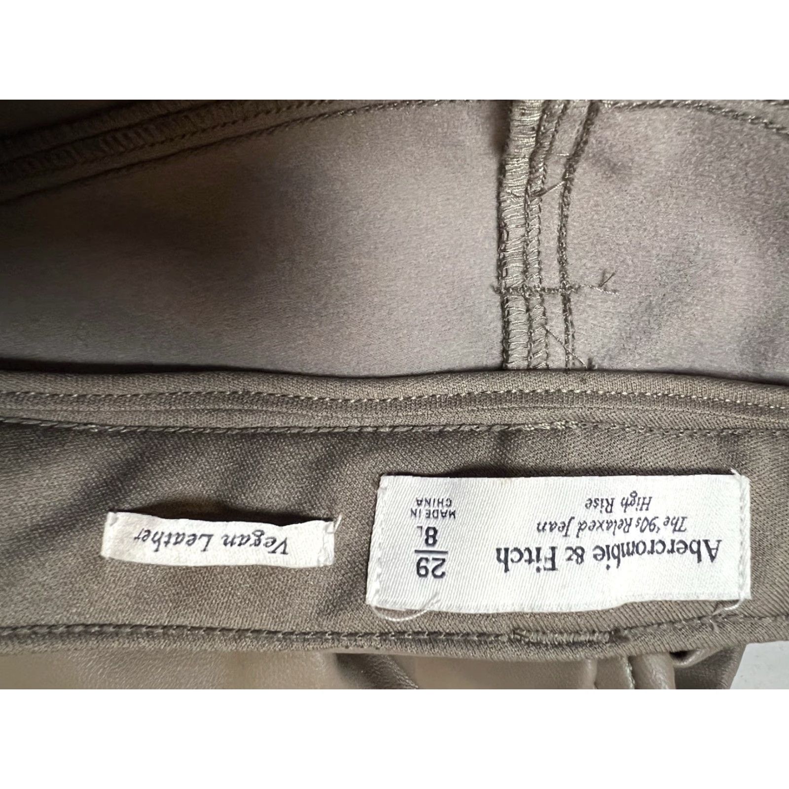 Abercrombie & Fitch VINTAGE Abercrombie & Fitch The 90s Straight Ultra High rise Vegan Leather Pants 29/8 Brown Womens Regular 90s Size ONE SIZE - 5 Thumbnail