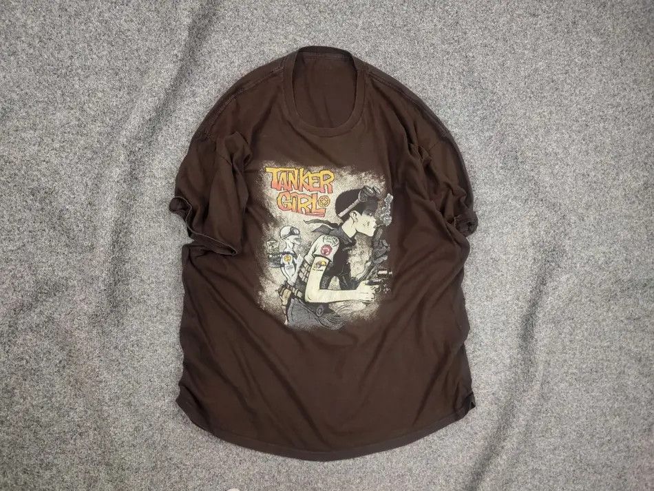 Vintage Vintage 90s Tank Girl Logo Oversized Brown T Shirt Skater Size US XL / EU 56 / 4 - 1 Thumbnail