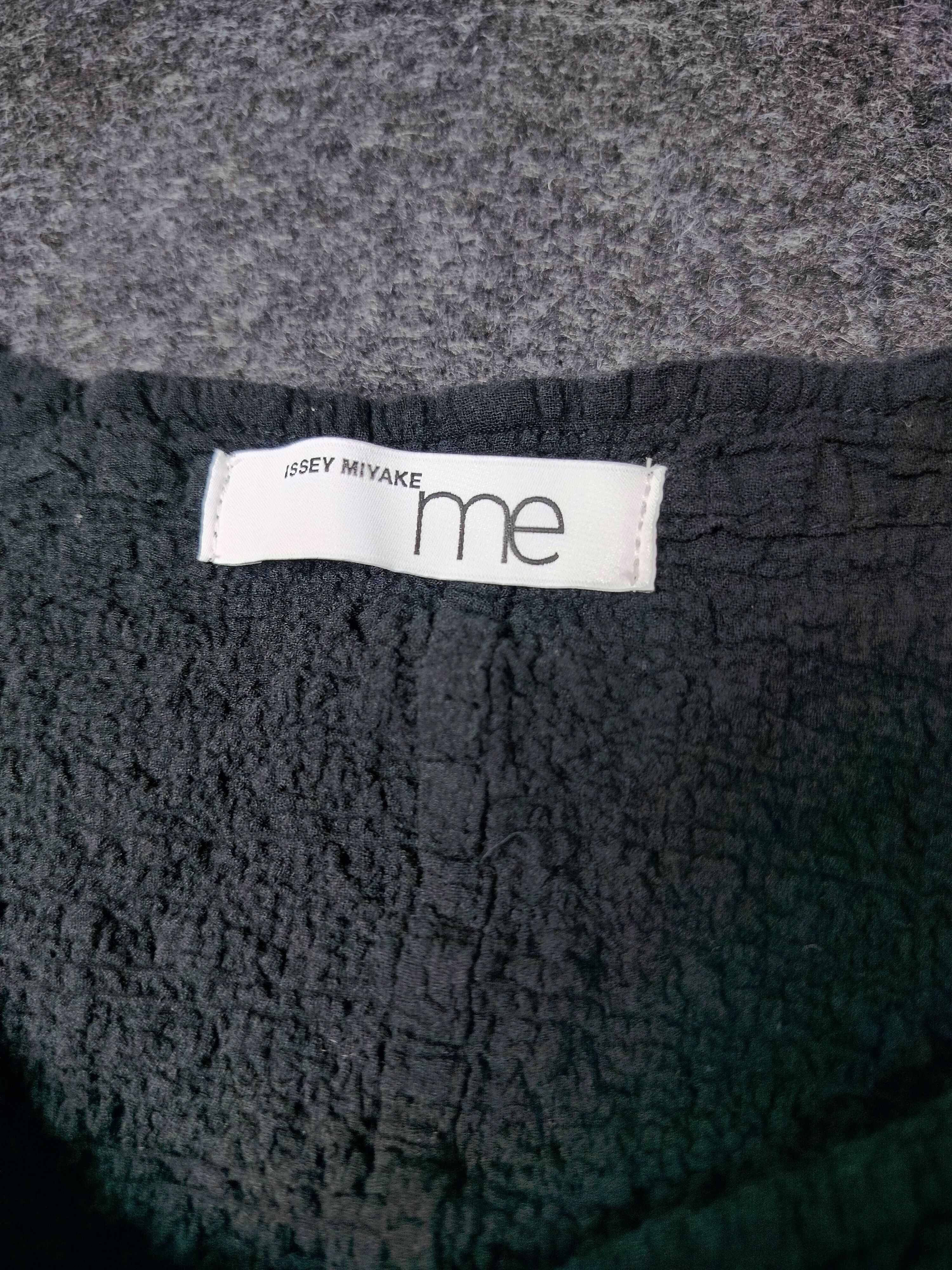 Issey Miyake Issey Miyake Me Cauliflower Pleated Black Cardigan Size ONE SIZE - 5 Thumbnail
