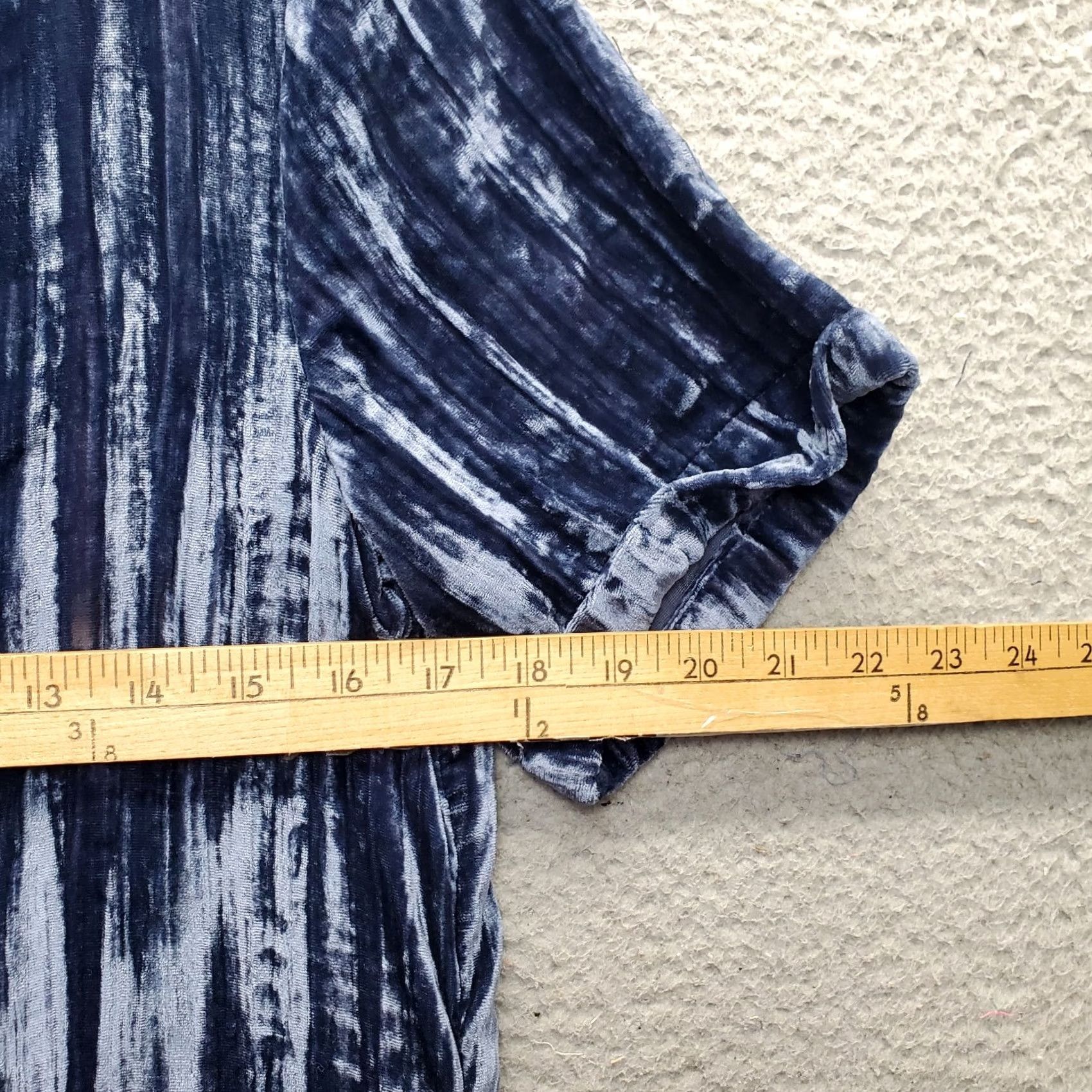 Velour Floreat Shift Dress Womens Size S Blue Velour Lined Short Sleeve Boat Neck Pocket Size 28" / US 6 / IT 42 - 4 Thumbnail