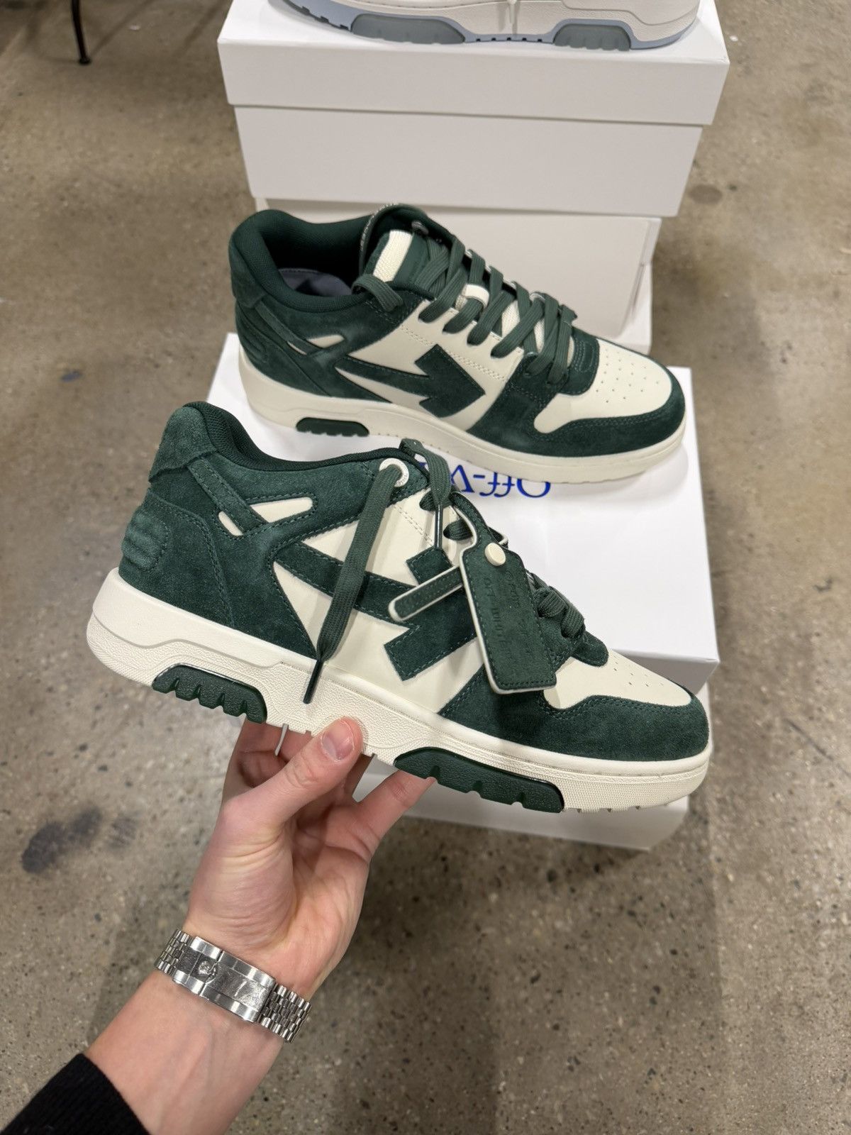 Off-White Off-White Out Of Office Sneaker NEW 750$ Size US 9 / EU 42 - 2 Thumbnail