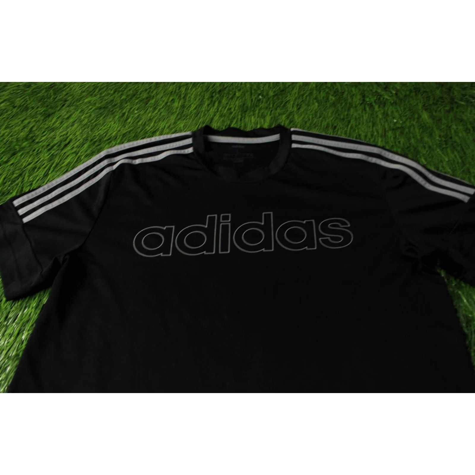 Adidas ADIDAS PERFORMANCE TRAINING SHIRT JERSEY XL MEN Black and Gray 100% Polyester Short Sleeve 2019 Sports Tee T-Shirt Size US XL / EU 56 / 4 - 2 Thumbnail