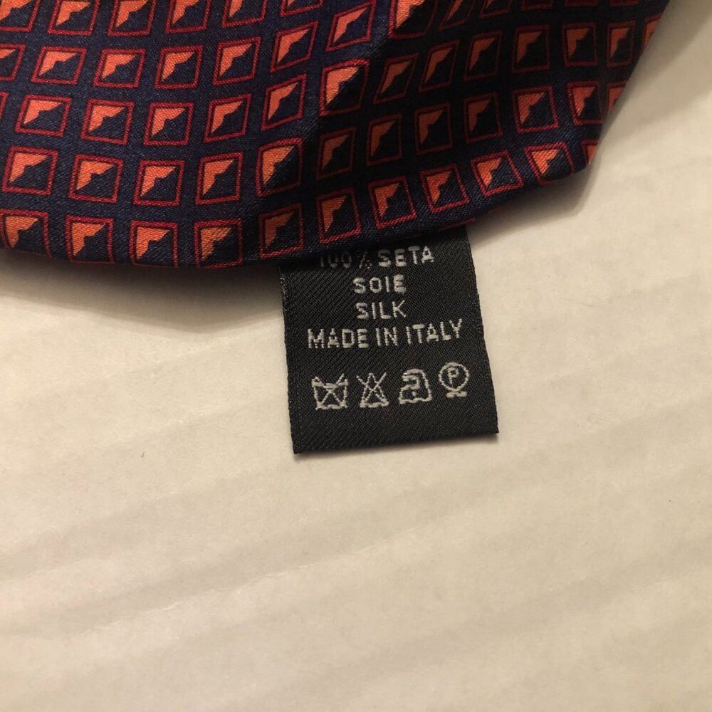 Versace VERSACE MEN'S NAVY 100%SILK TIE 3 5/8" X61 1/2" Size ONE SIZE - 9 Thumbnail