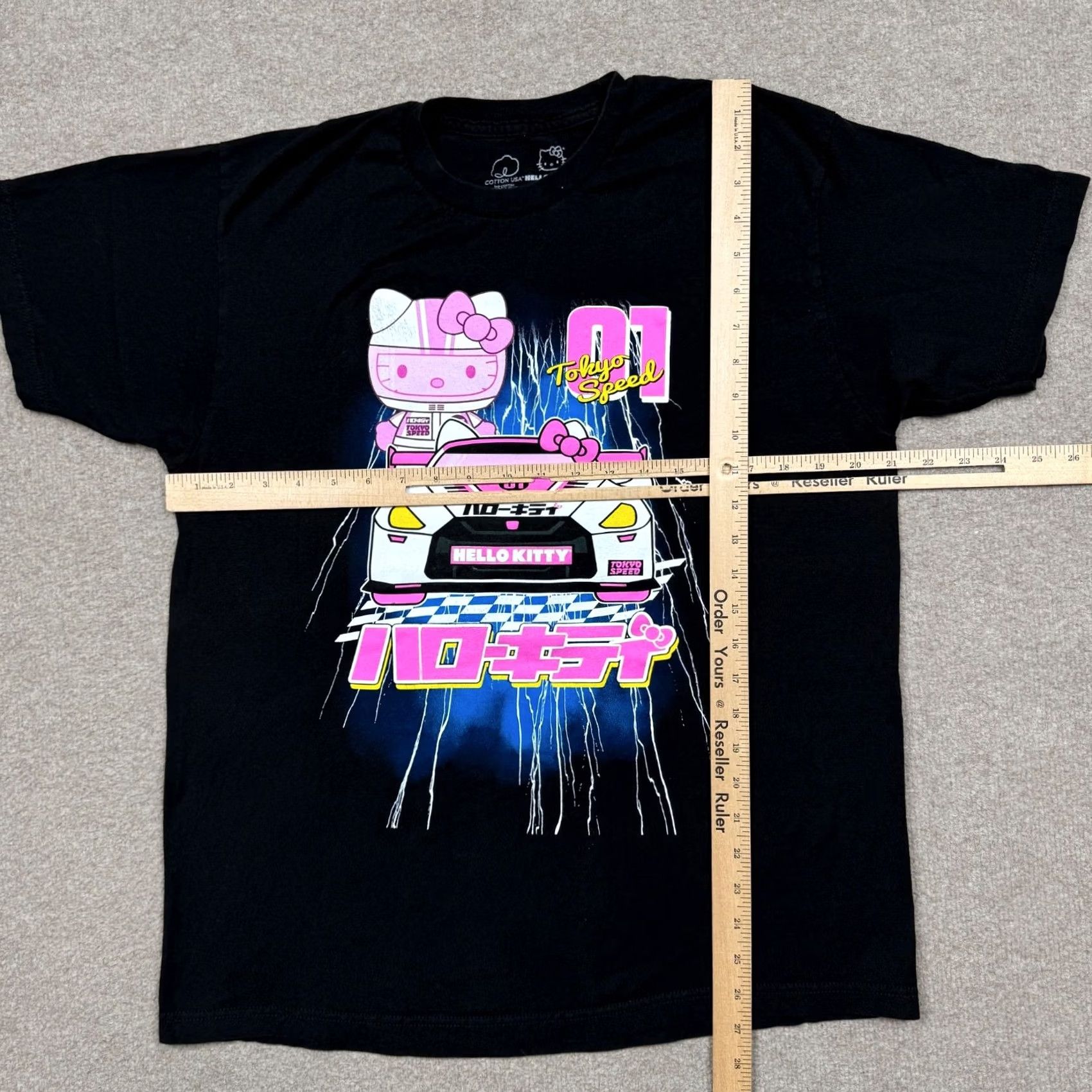 Vintage Hello Kitty Women's Shirt Black L Short Sleeve Anime Racing Car Graphic Tee Size L / US 10 / IT 46 - 4 Thumbnail