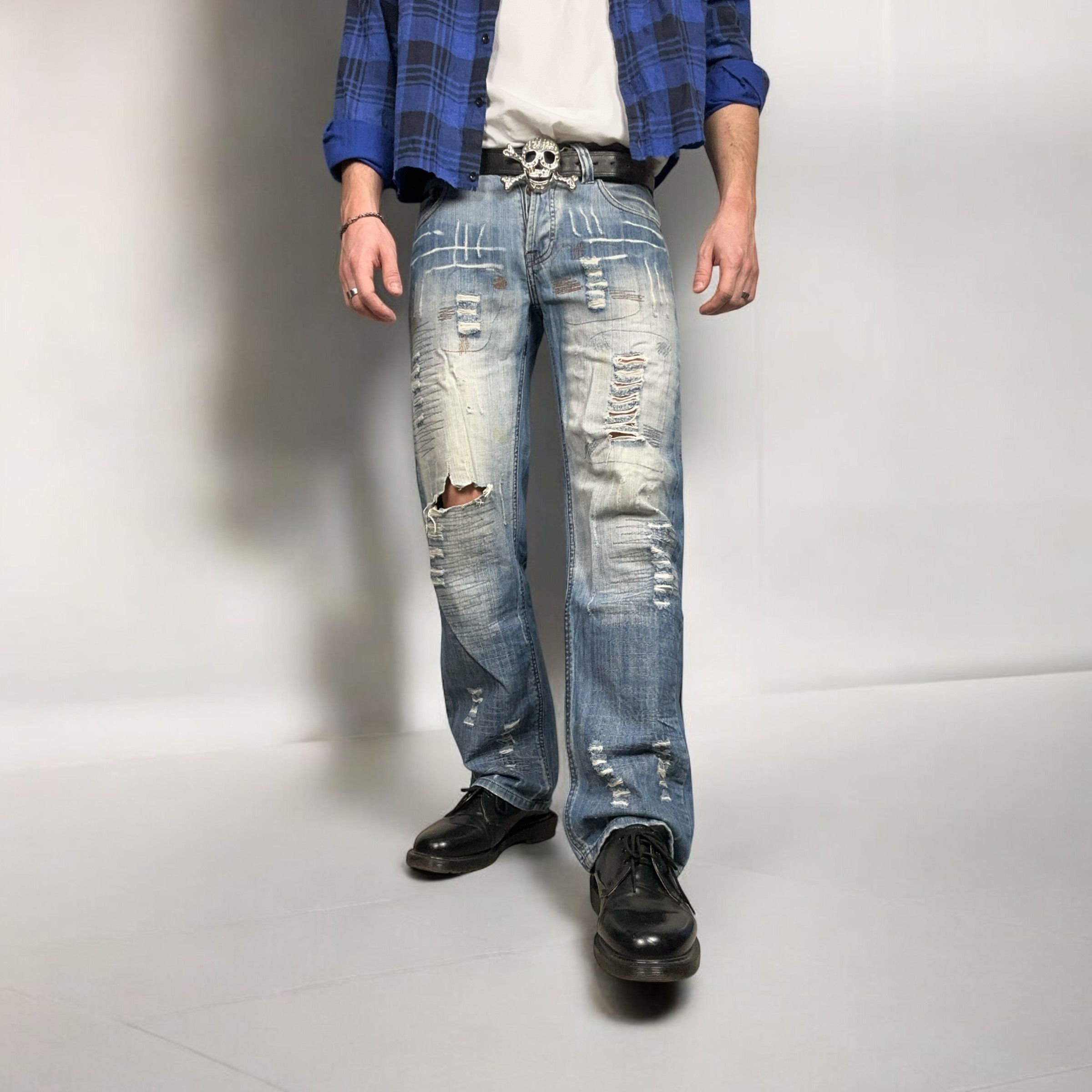 Japanese Brand × Vintage Vintage y2k Distressed Reworked Washed Blue Denim Pants Jean Size US 32 / EU 48 - 6 Thumbnail