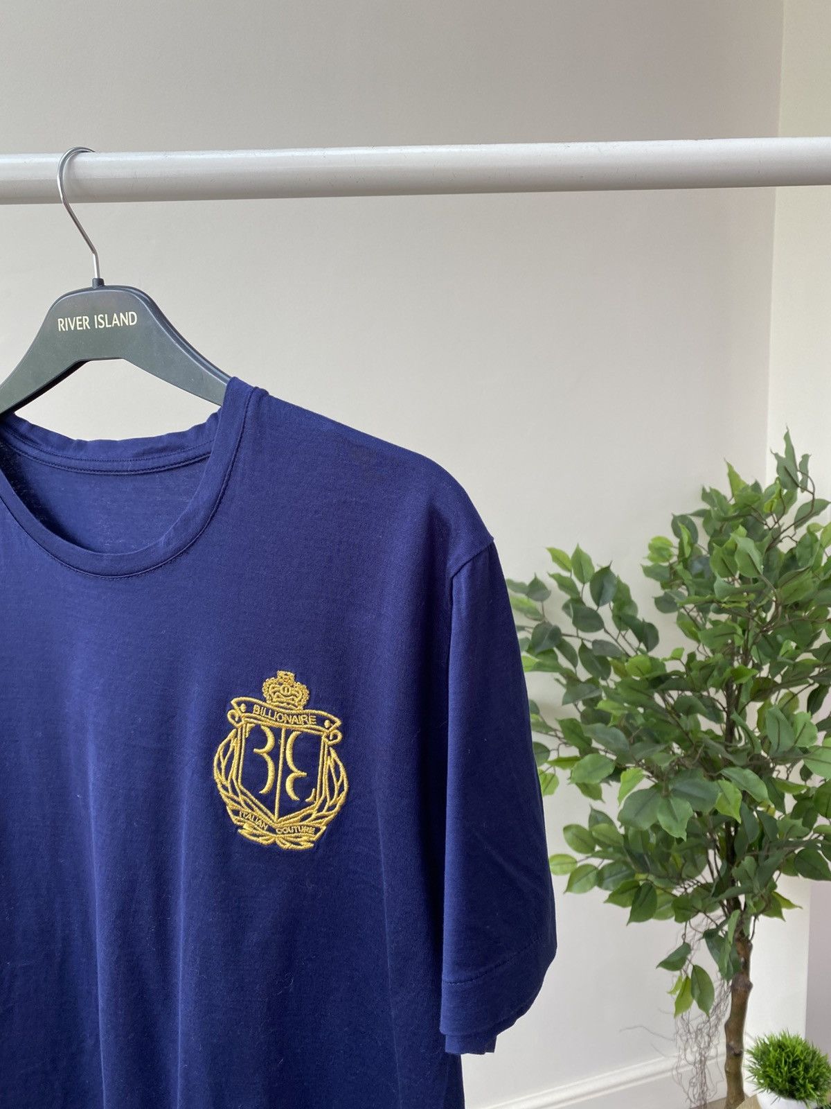 Billionaire Couture × Designer × Vintage Vintage Billionaire T-shirt Round Neck SS Crest Size US M / EU 48-50 / 2 - 5 Thumbnail