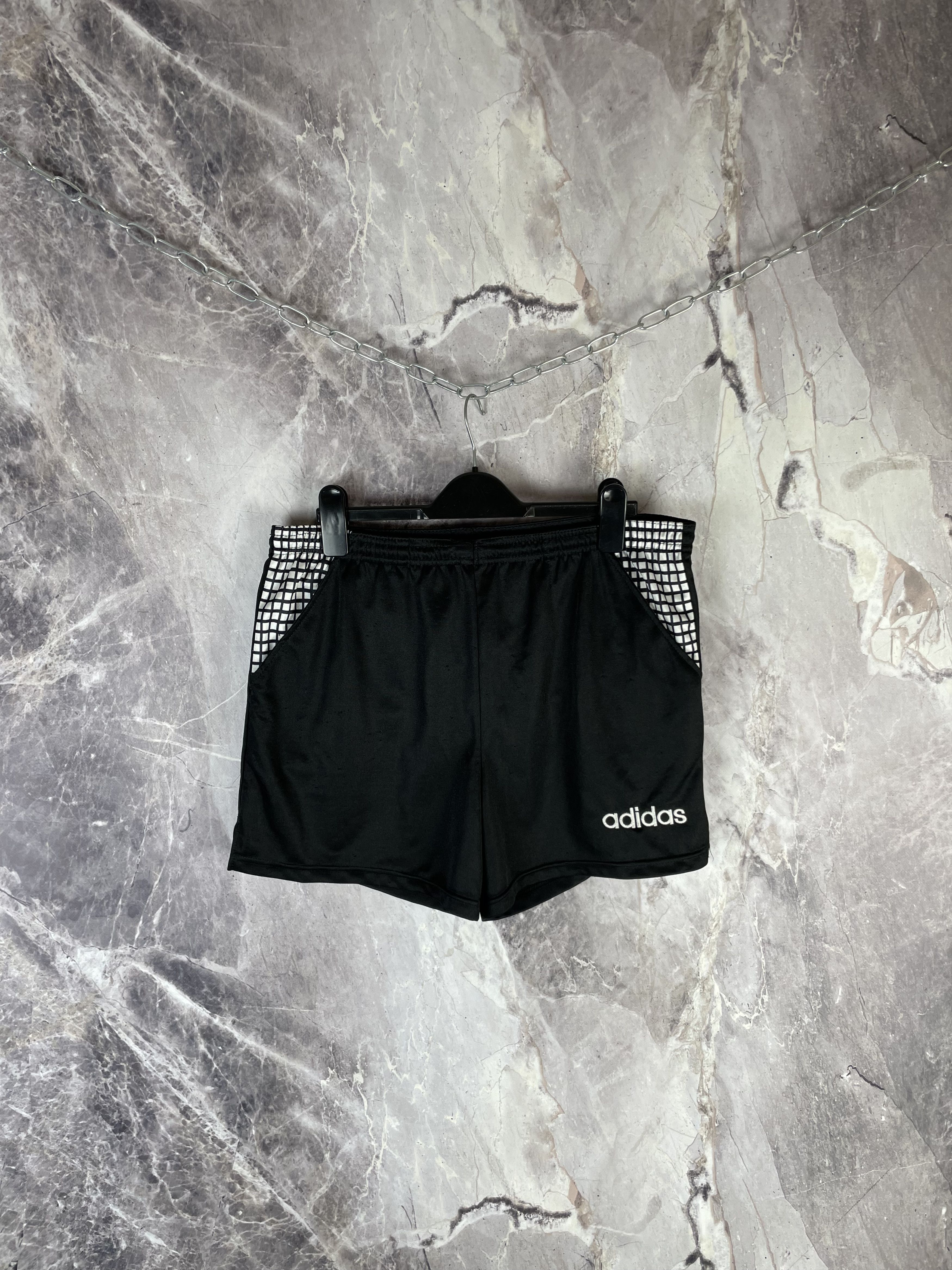 Adidas Adidas Vintage Mens Shorts 90S Size US 32 / EU 48 - 1 Thumbnail