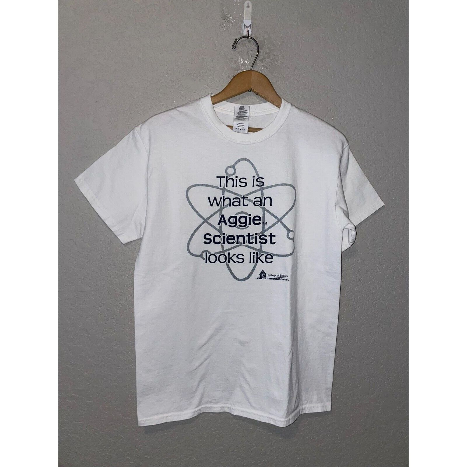 Gildan College Of Science Shirt Utah State 10 Reasons To Date Tee M Size US M / EU 48-50 / 2 - 1 Thumbnail