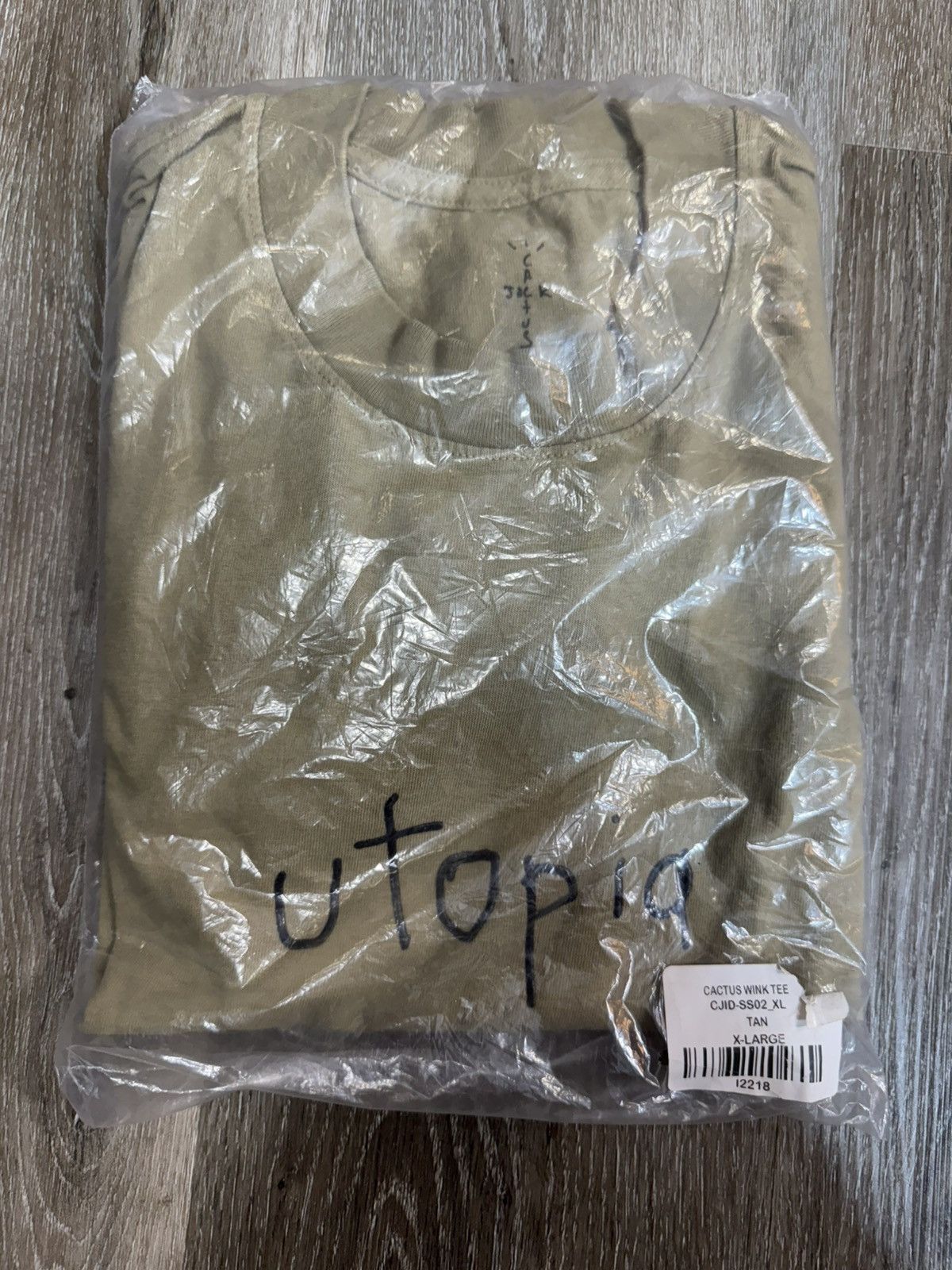 Cactus Plant Flea Market × Travis Scott BRAND NEW IN Bag Travis Scott x Cactus Jack x ID MAGAZINE Size US XL / EU 56 / 4 - 3 Thumbnail