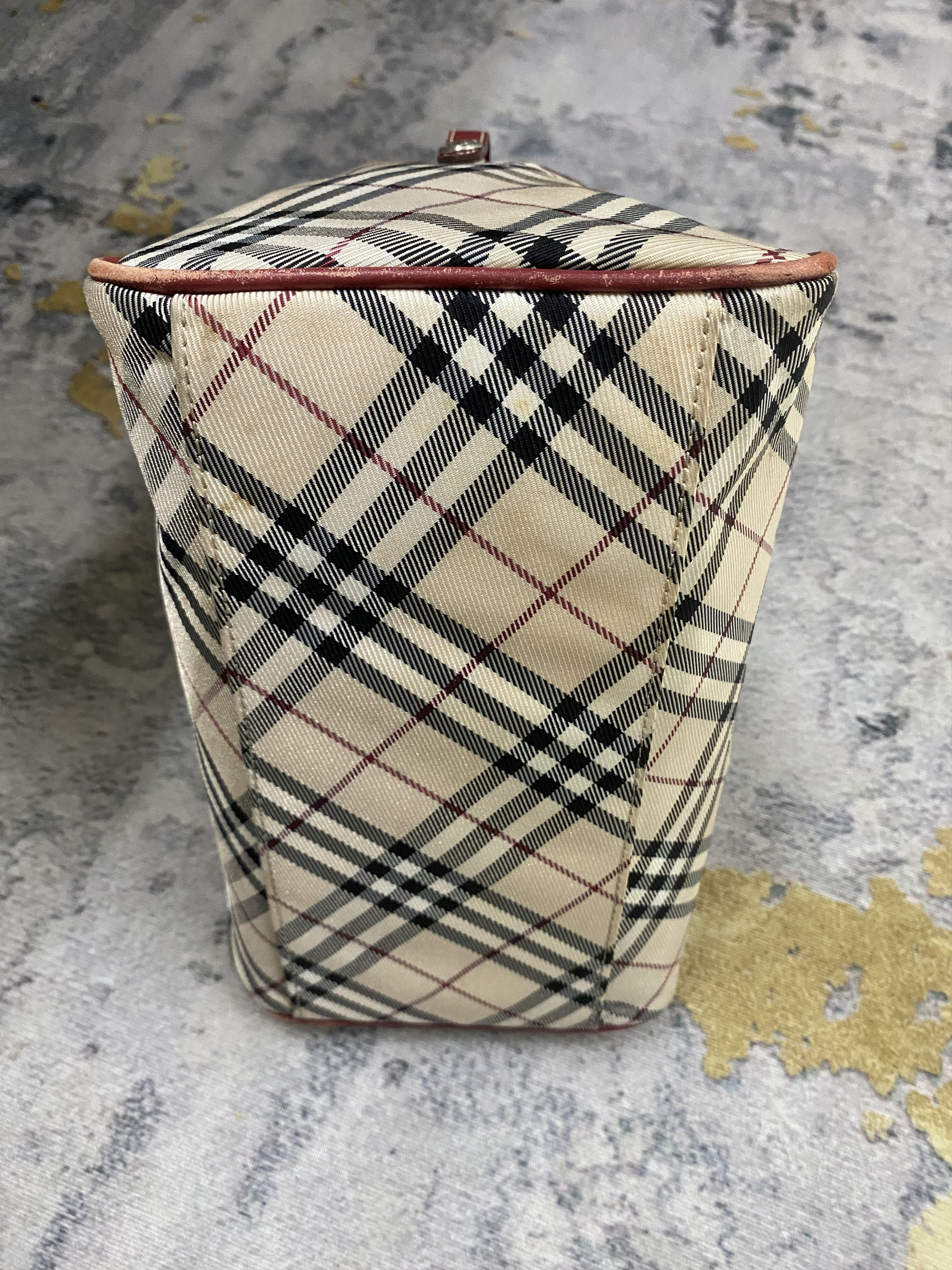 Burberry Burberry Nova Check Nylon Leather Bag Size ONE SIZE - 11 Thumbnail