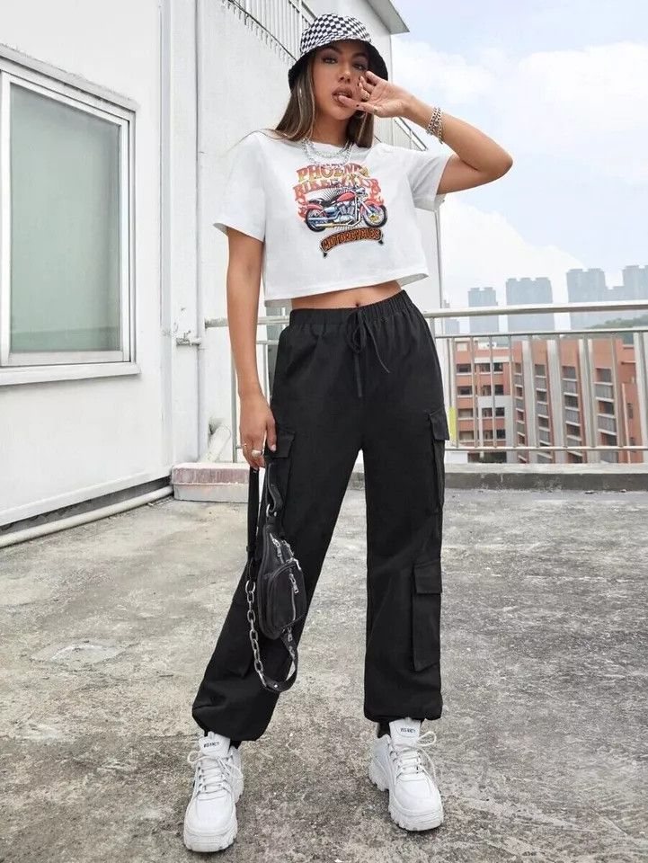 The Unbranded Brand Multi-Pocket Trousers High Waist Joggers Size 26" / US 2 / IT 38 - 1 Thumbnail