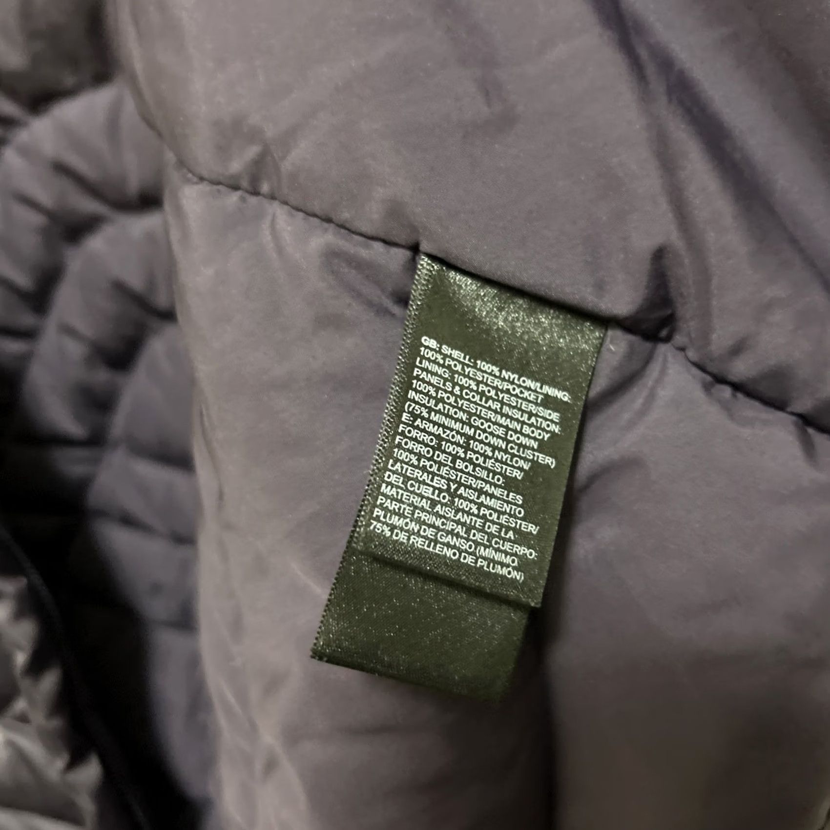 The North Face VINTAGE? No — North Face 550 Puffer Vest Womens S Purple Aconcagua Quilted Down Jacket Size S / US 4 / IT 40 - 7 Thumbnail