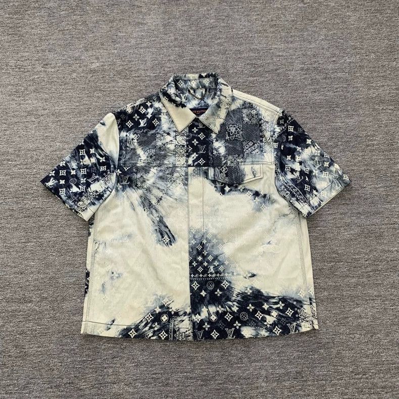 Louis Vuitton Louis Vuitton Denim Cashew Flower Tie-Dye Logo Short Sleev Size US M / EU 48-50 / 2 - 1 Thumbnail