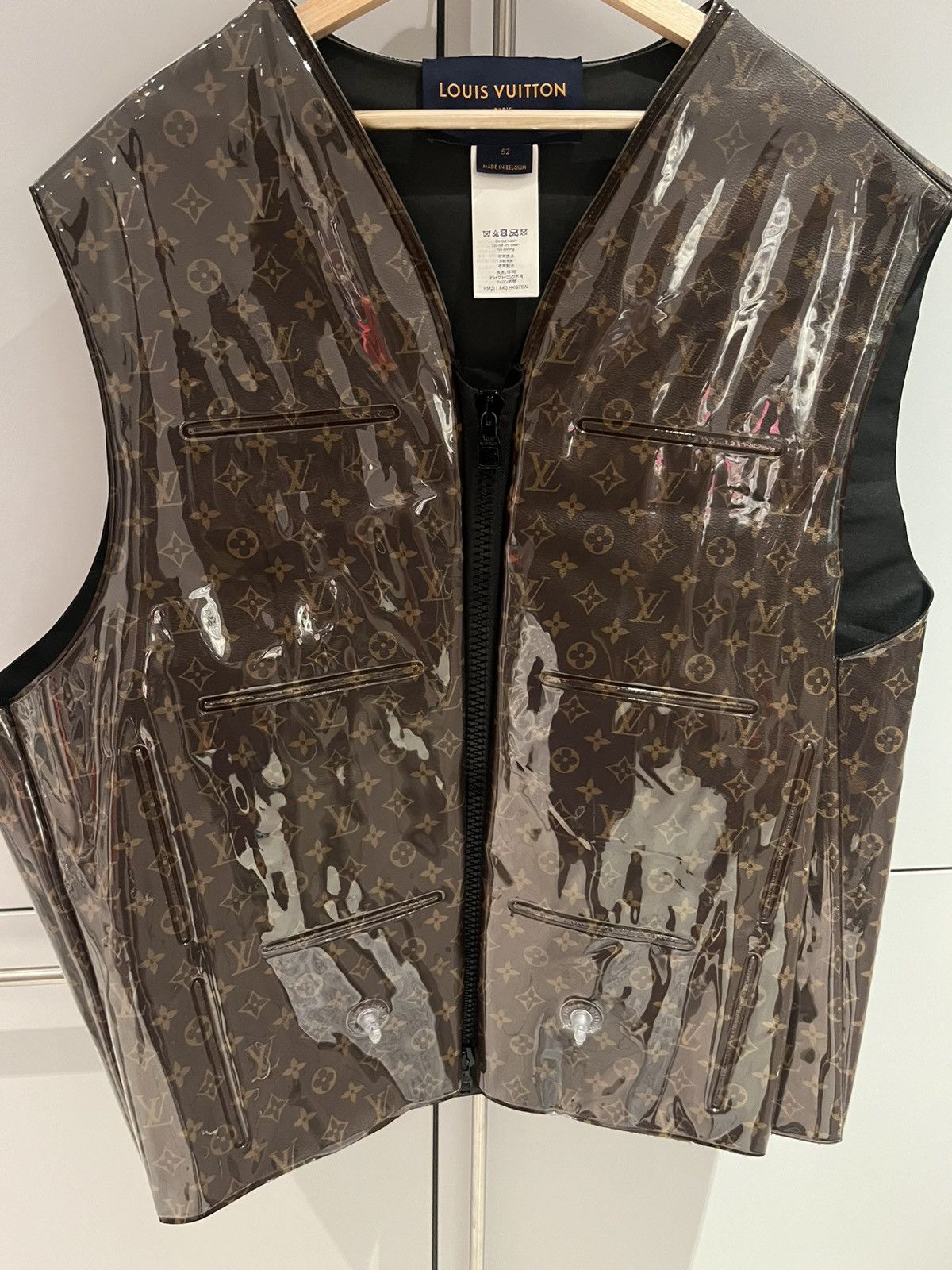 Louis Vuitton Louis Vuitton Monogram Inflatable Vest Size US L / EU 52-54 / 3 - 1 Thumbnail
