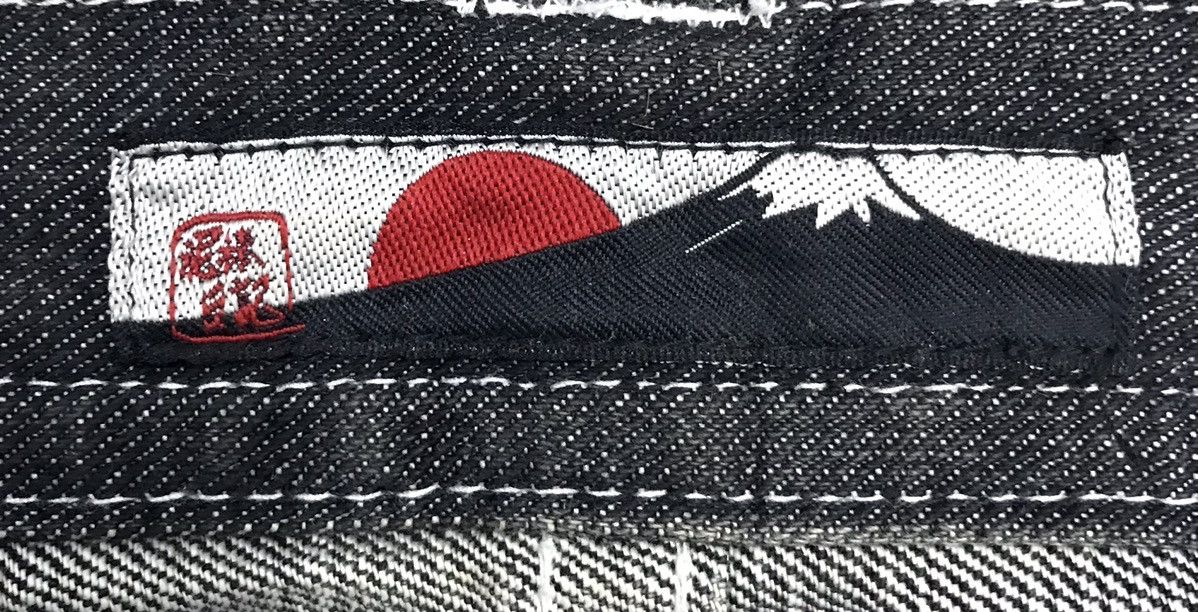 Japanese Brand Vintage Gemstone Denim Pants Size US 30 / EU 46 - 14 Thumbnail