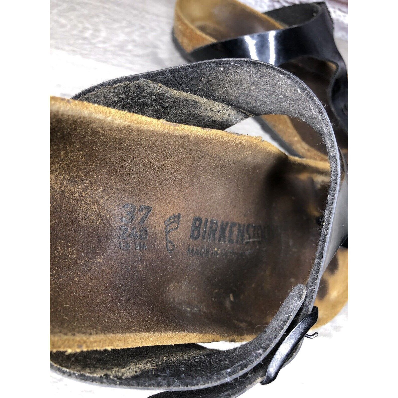 Birkenstock Birkenstock Gizeh Black Patent Leather Cork Strap Sandals Wo Size US 6.5 / IT 36.5 - 13 Thumbnail