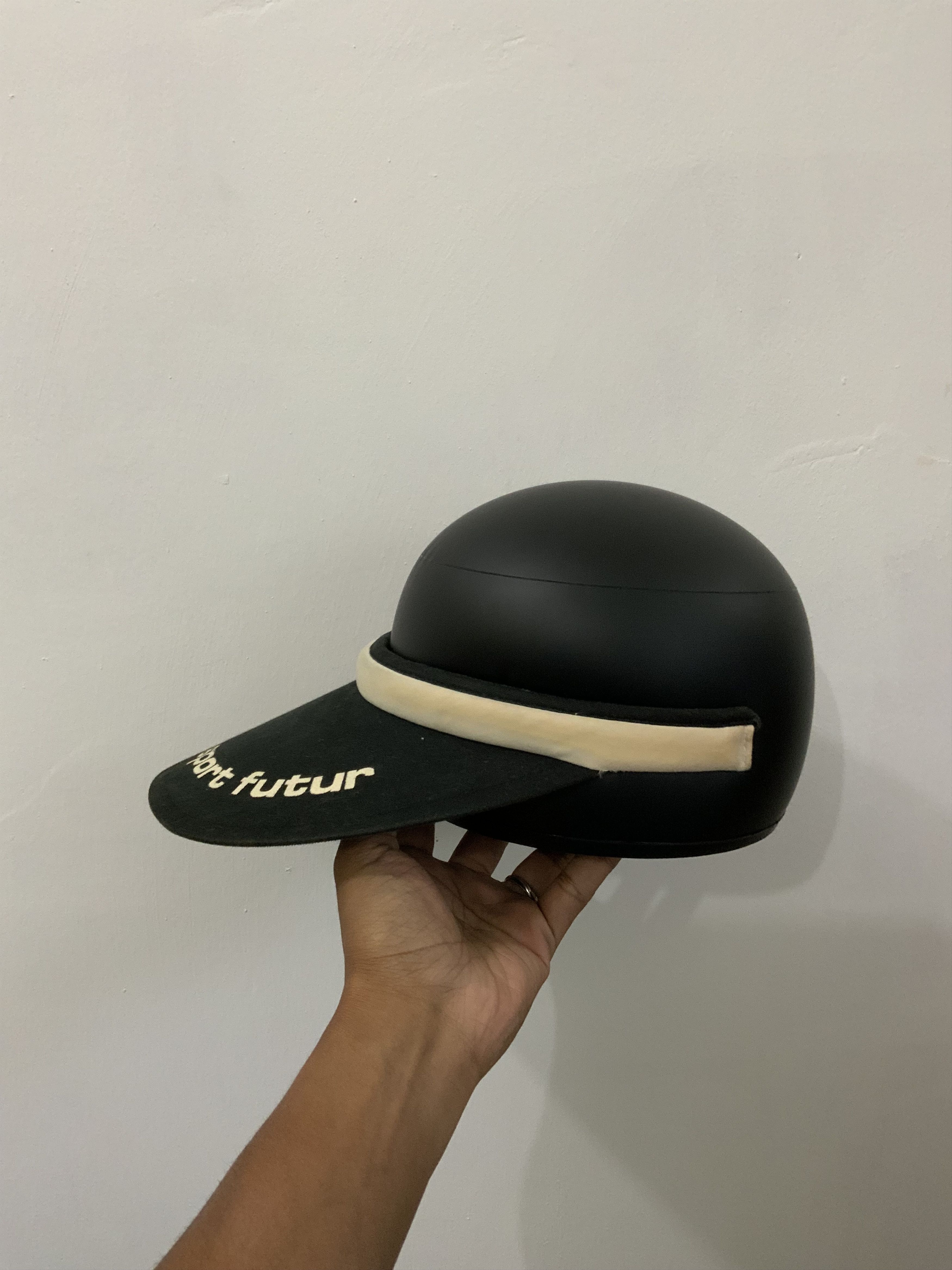 Courreges Courreges Sport Futur Vintage Visor Hat Size ONE SIZE - 2 Thumbnail