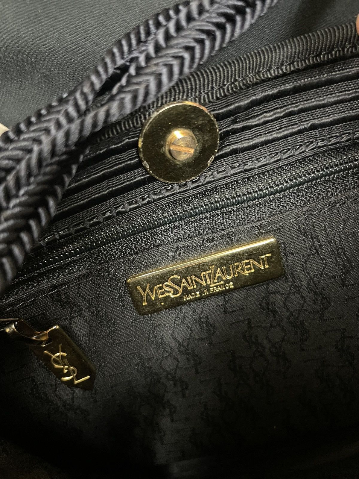 Vintage × Yves Saint Laurent Authentic Vintage YvesSaintLauren Sling Bag Size ONE SIZE - 5 Thumbnail
