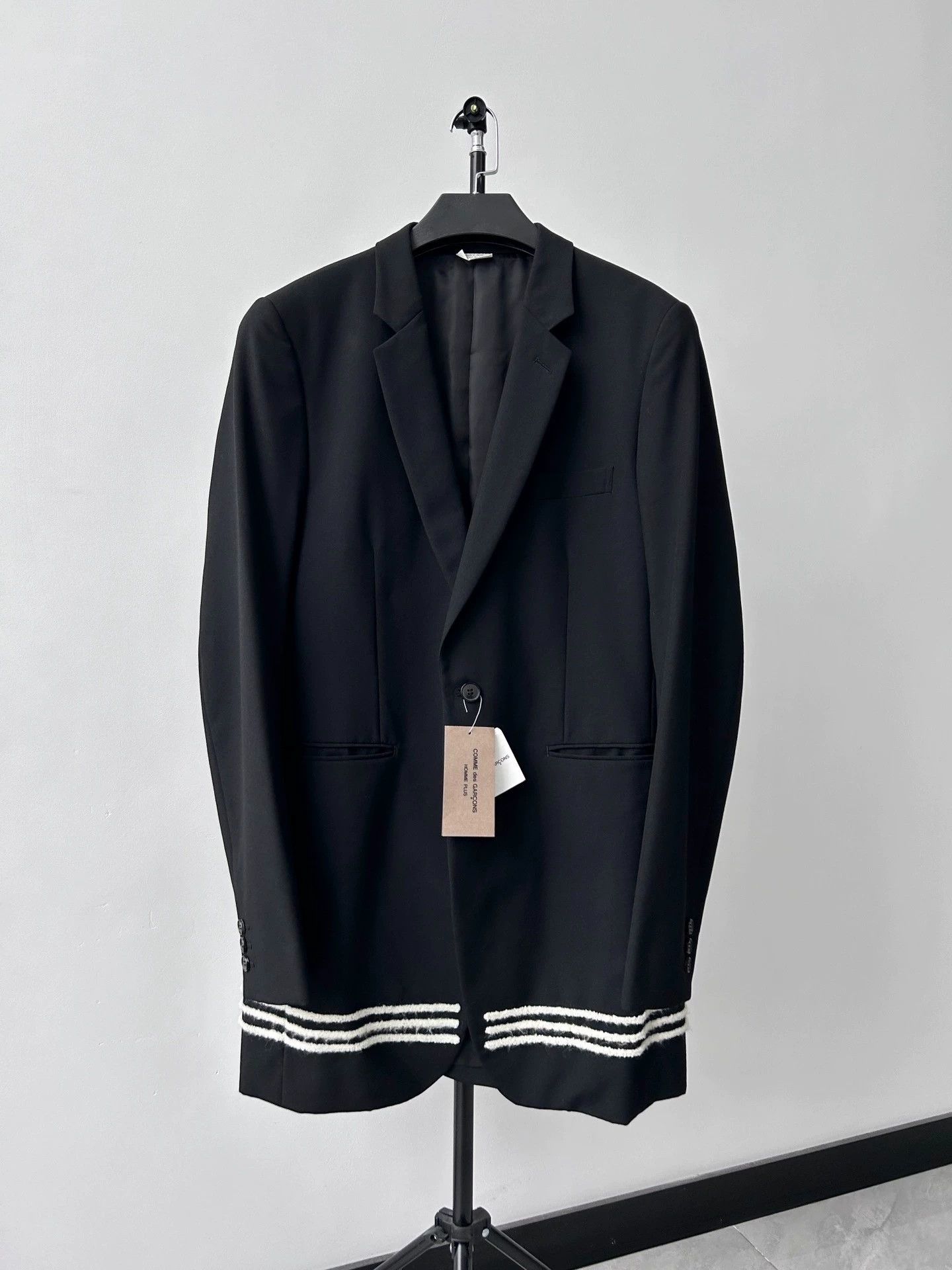 Comme des Garcons CDG Homme Plus 13s Flocked Long Blazer M Size US M / EU 48-50 / 2 - 1 Thumbnail