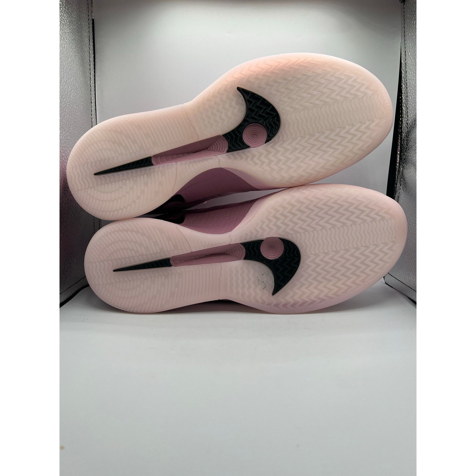 Nike Nike Sabrina 2 “Triple Double” size 15 mens/16.5 womens Size US 15 / EU 48 - 5 Thumbnail