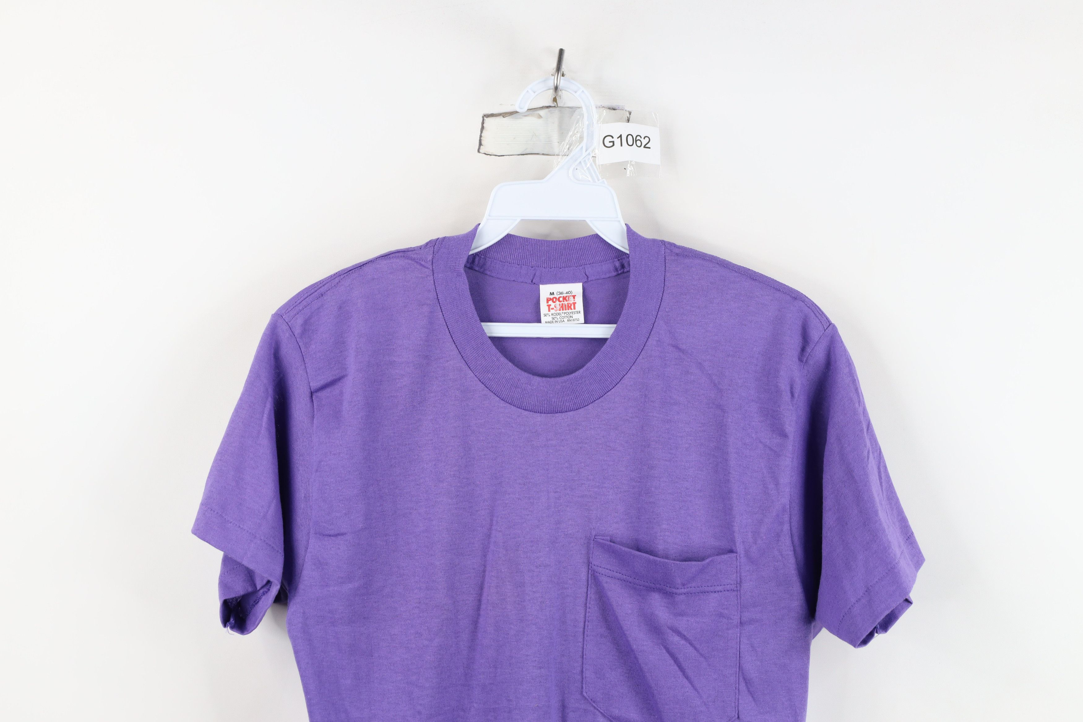 Vintage Deadstock Vintage 70s Streetwear Pocket T-Shirt Purple USA Size M / US 6-8 / IT 42-44 - 2 Thumbnail