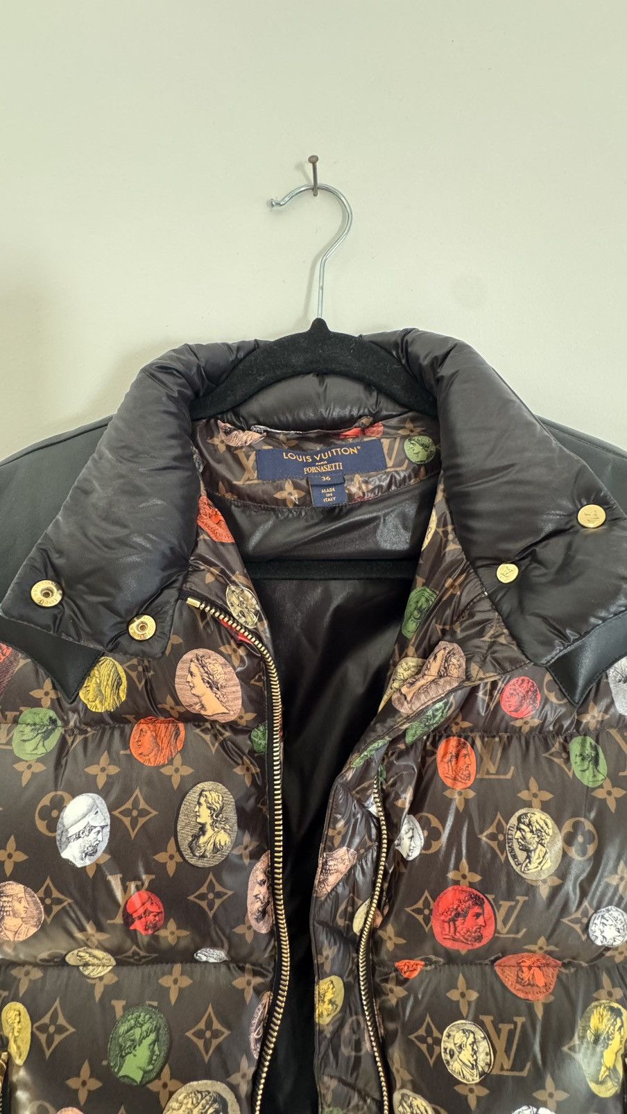 Louis Vuitton Louis Vuitton x Fornasetti Down Puffer Jacket Size XS / US 0-2 / IT 36-38 - 11 Thumbnail