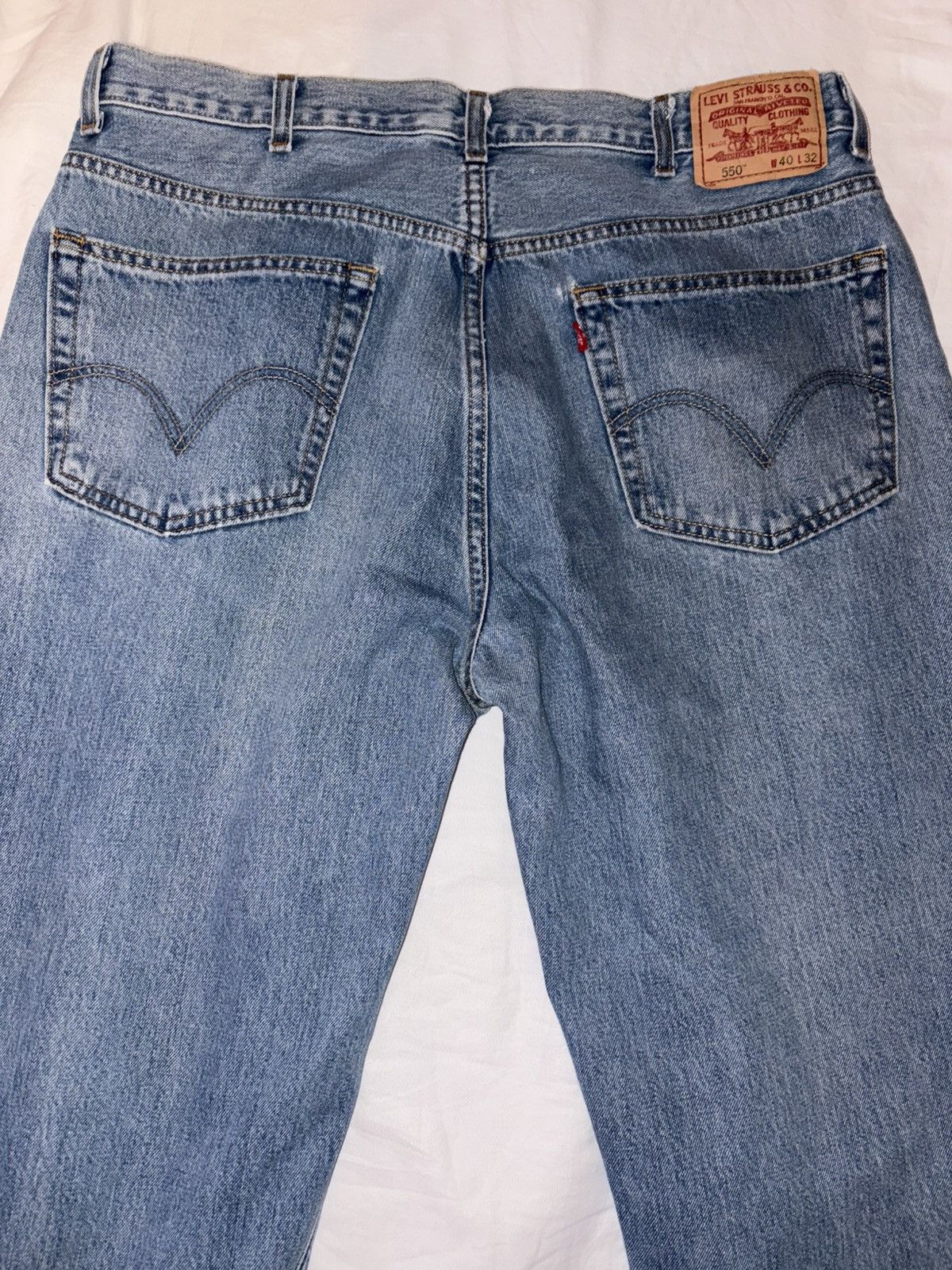 Levi's Vintage Clothing Levi’s 550 red tab w40 L32 relaxed fit blue jeans denim Size US 40 / EU 56 - 3 Thumbnail