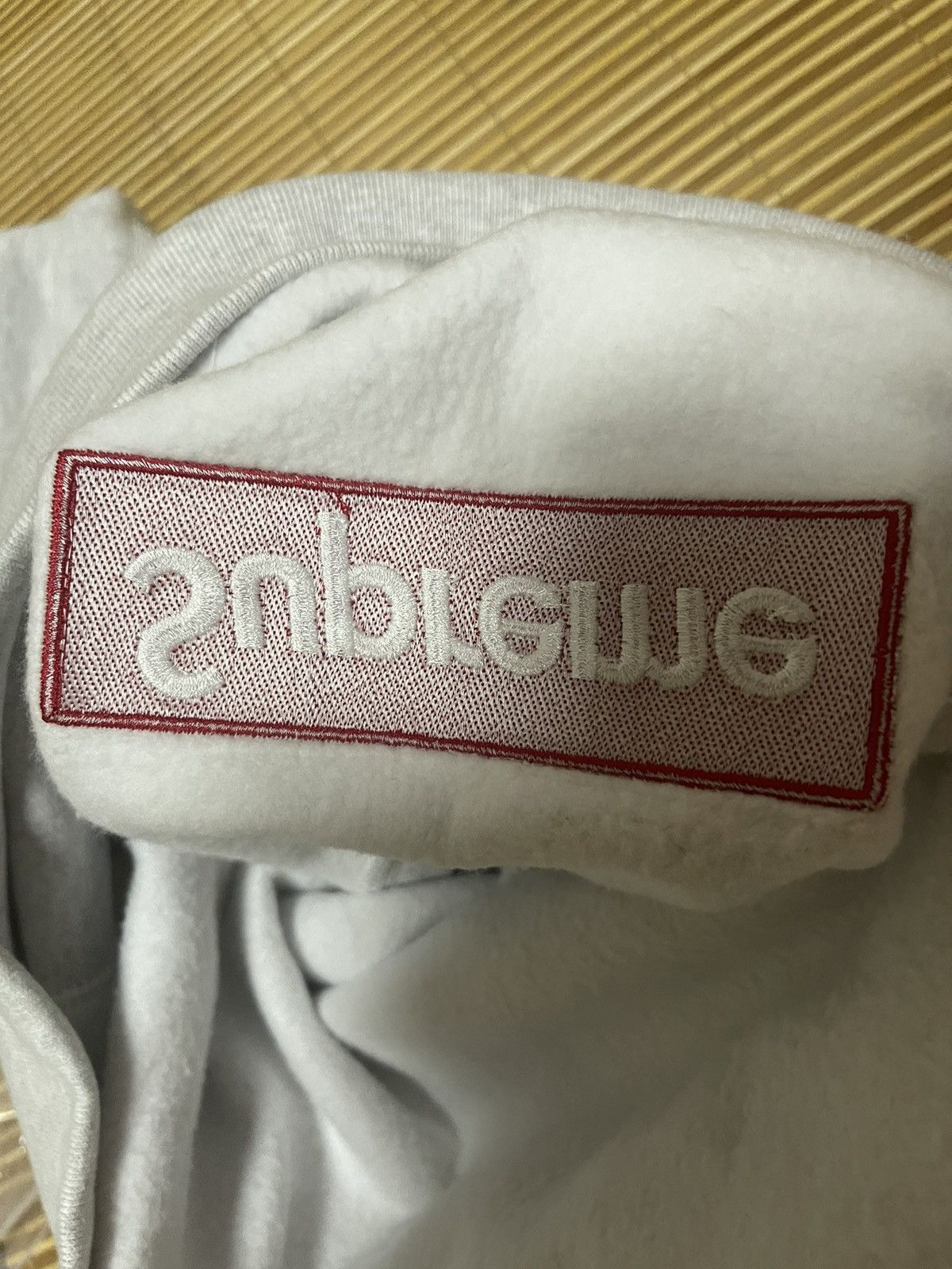 Supreme Supreme fw18 red on grey box logo crewneck Size US S / EU 44-46 / 1 - 7 Thumbnail