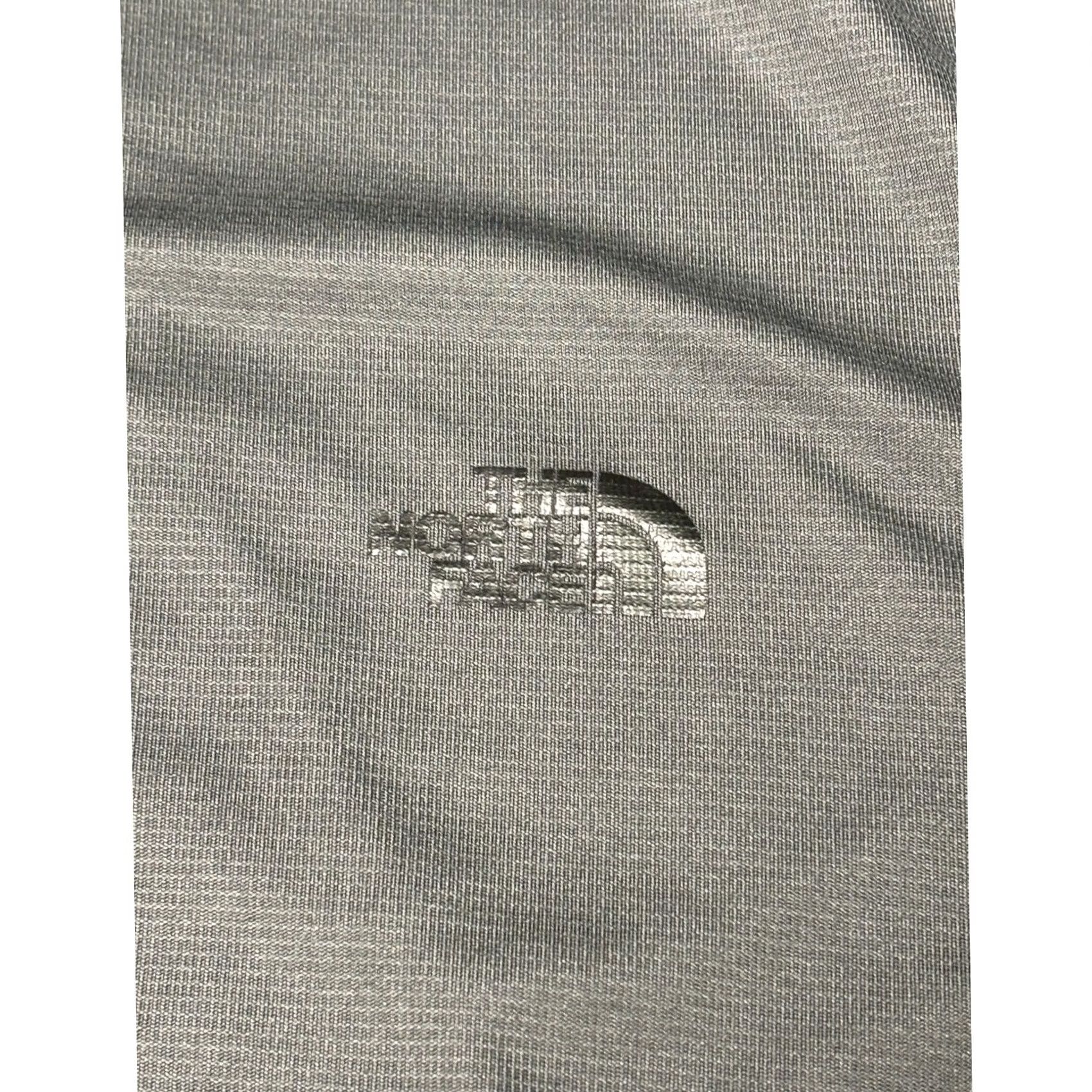 The North Face The North Face Mens VaporWick 1/4 Zip Pullover Gray XL Long Sleeve Size US XL / EU 56 / 4 - 2 Thumbnail