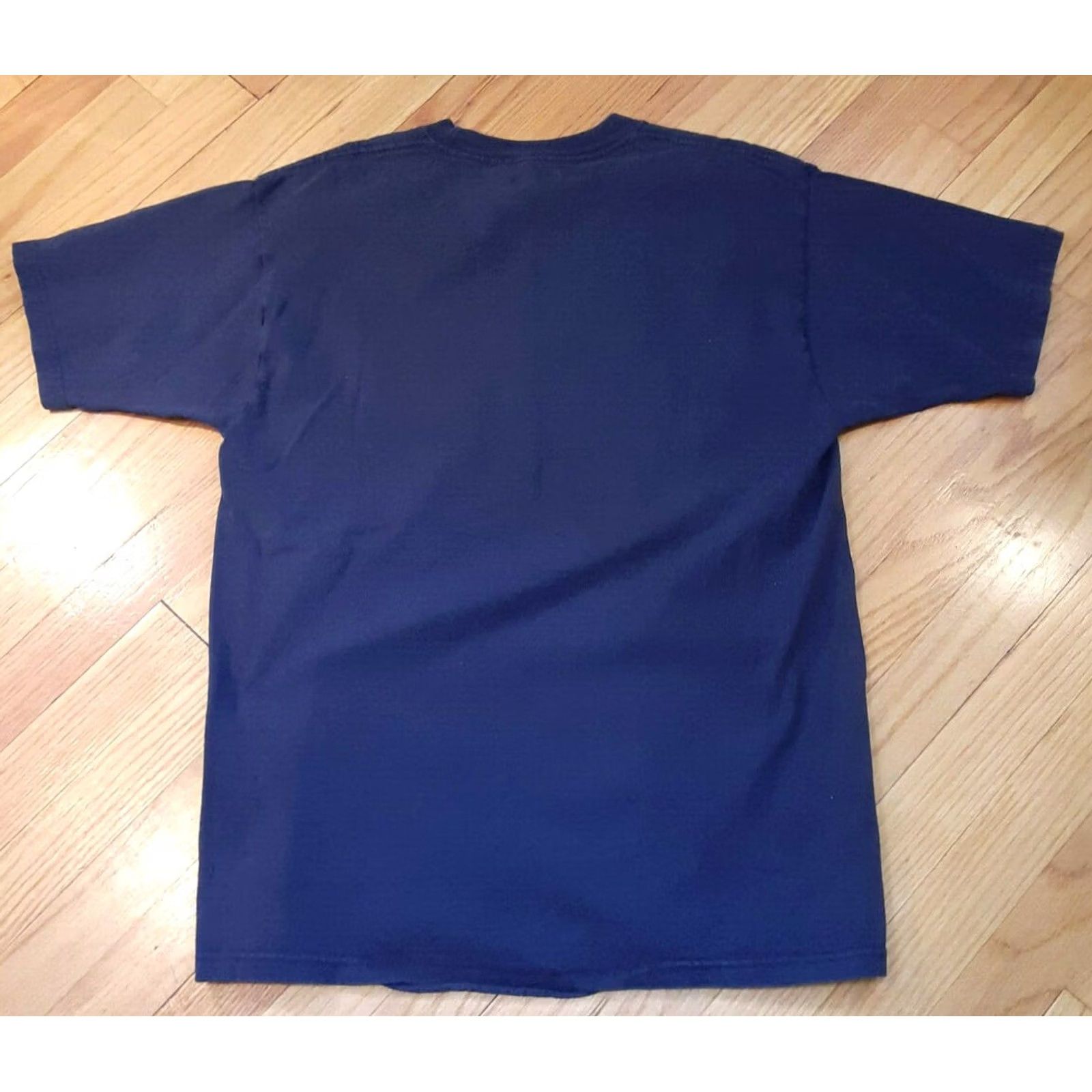 Reebok VINTAGE Detroit Pistons 2005 Champs Reebok Locker Room Edition T-Shirt Medium Red Mens Size US M / EU 48-50 / 2 - 4 Thumbnail