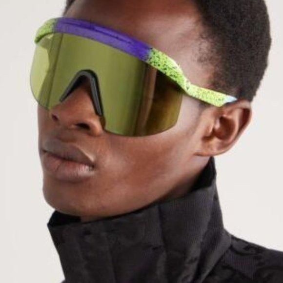 image of New Gucci Gg1477S 001 Sunglasses in Green, Women's