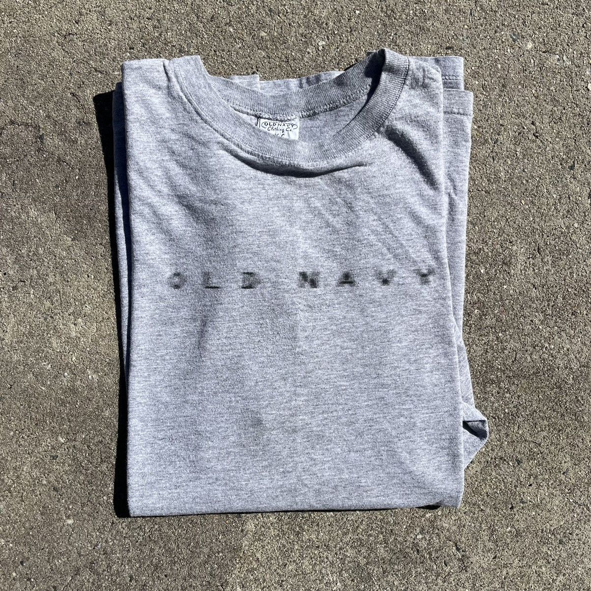 Old Navy × Vintage Y2K Old Navy Blurry Tee Logo XL Surfer Grail Size US XL / EU 56 / 4 - 4 Thumbnail