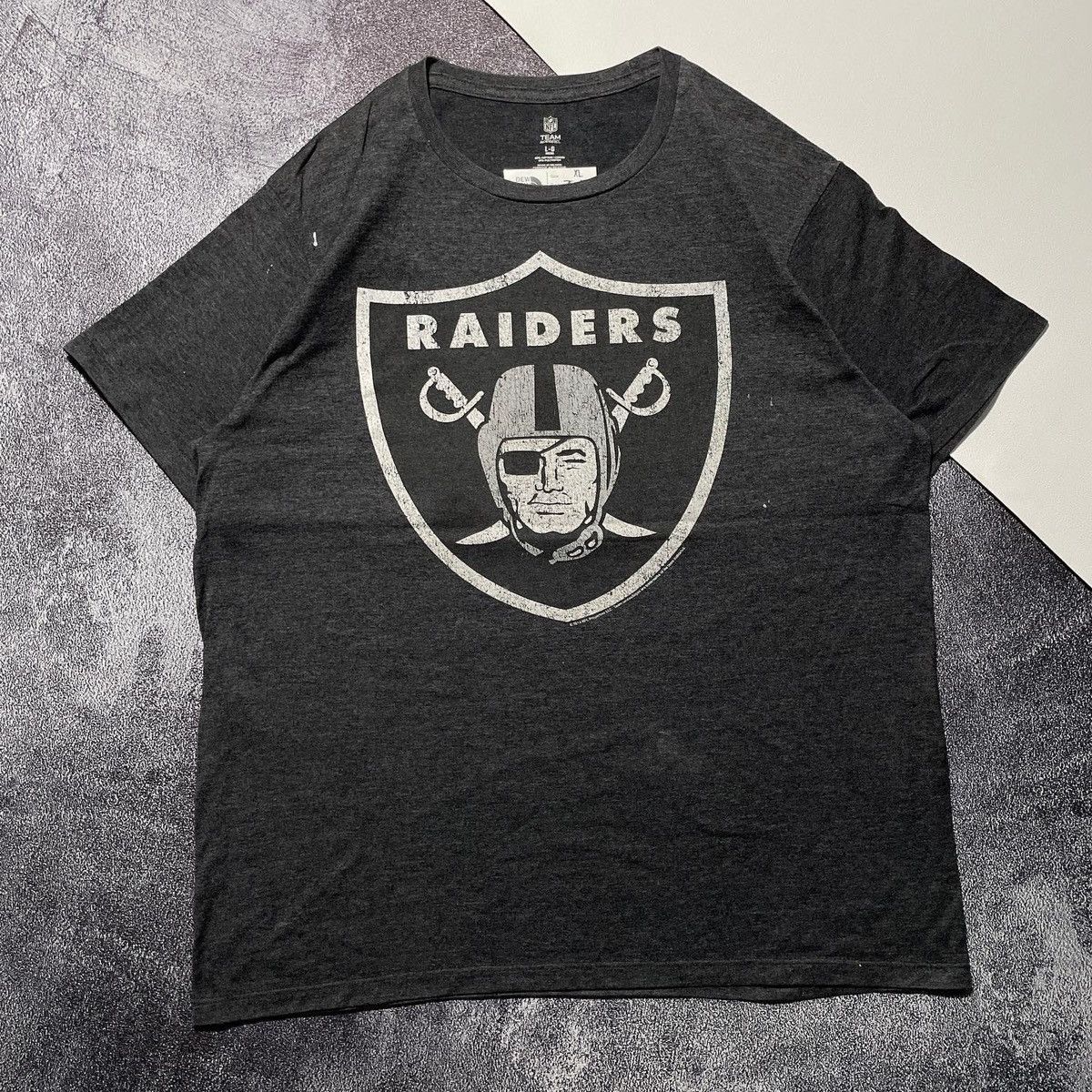 47 Brand VINTAGE 2014 NFL RAIDERS TSHIRT Size US XL / EU 56 / 4 - 1 Thumbnail