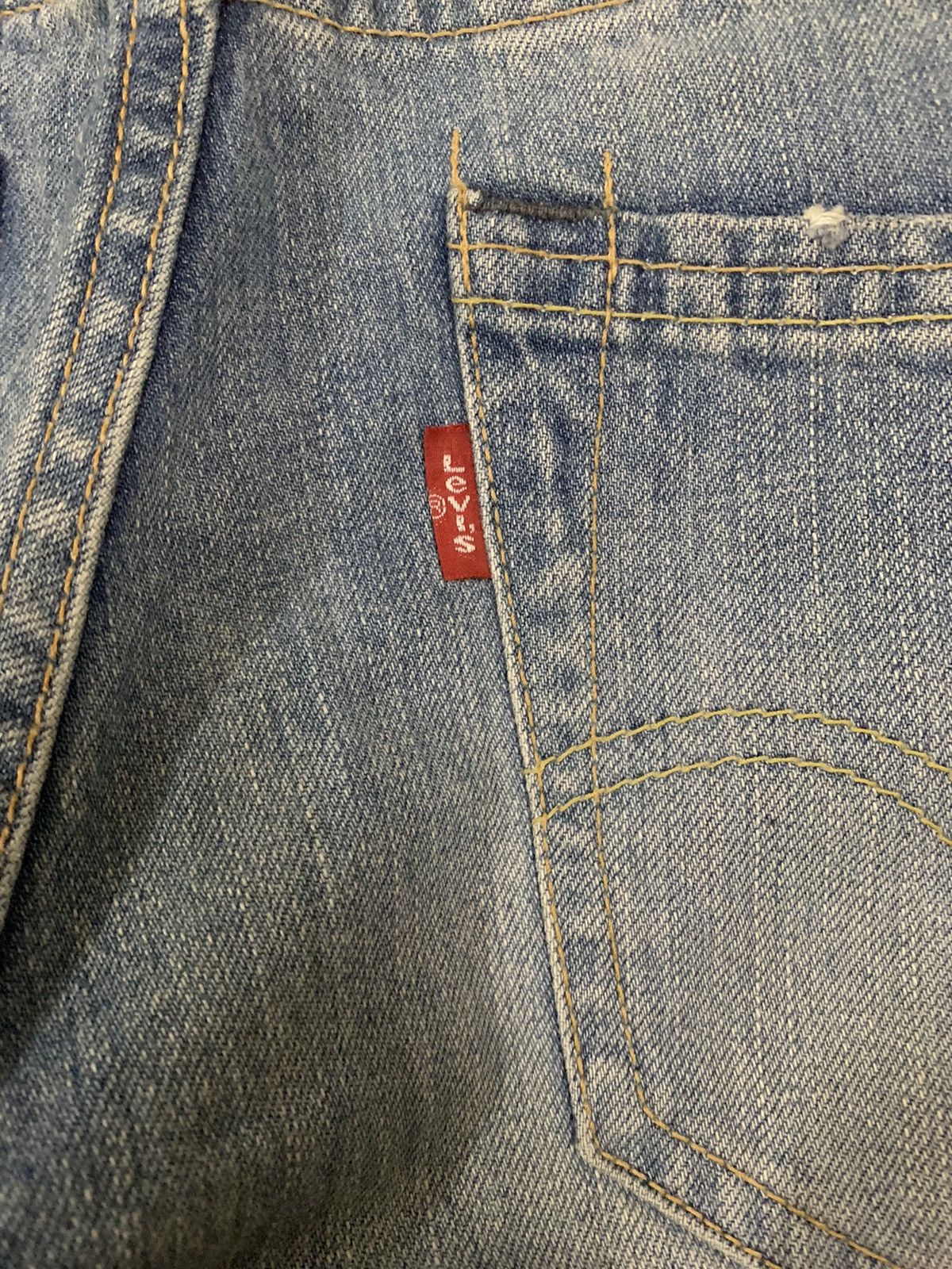 Levi's × Levi's Vintage Clothing × Vintage Vintage 90s Levis Blue Washed Loose Distressed Jeans Size US 32 / EU 48 - 14 Thumbnail