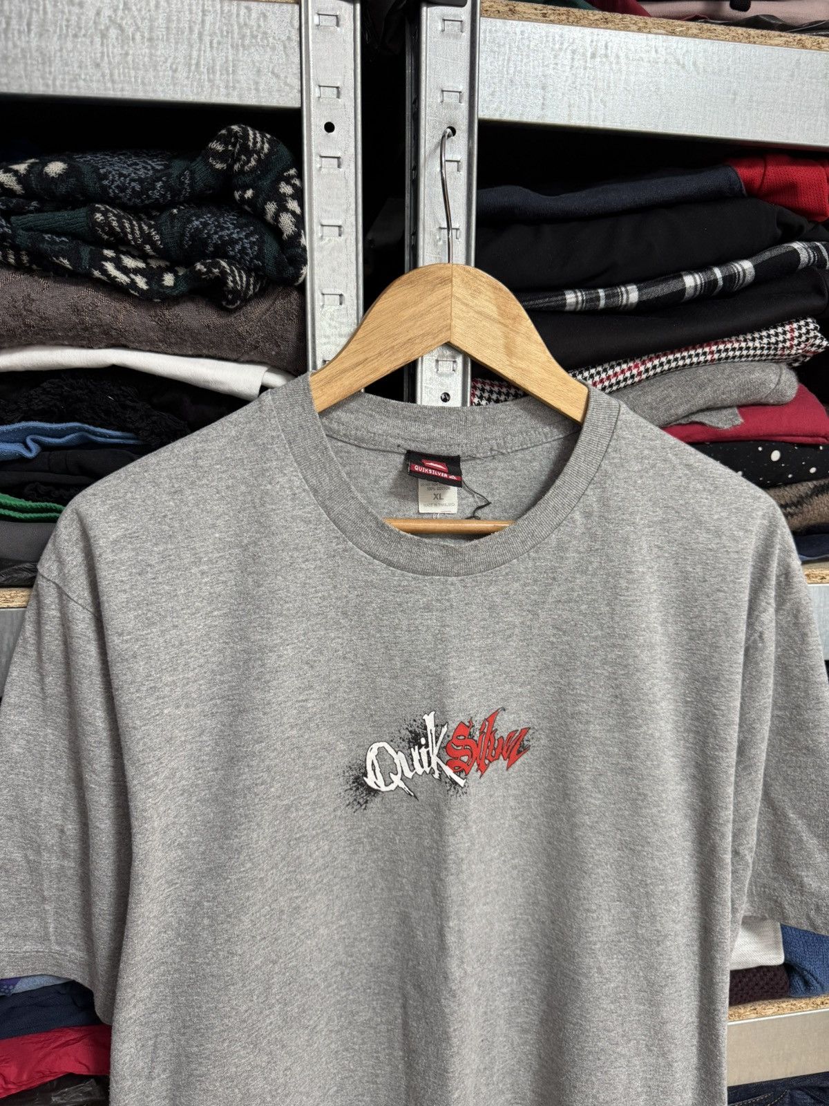 Quiksilver Vintage Quiksilver Tee Big Logo Surf Style Oversized T Shirt Size US XL / EU 56 / 4 - 5 Thumbnail