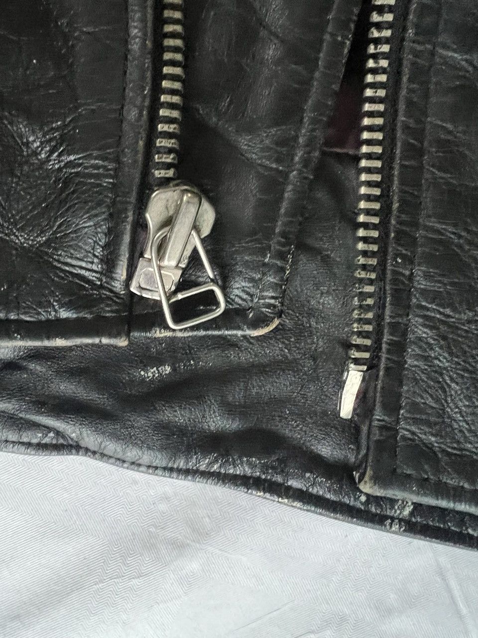 Avirex Avirex USA Leather Biker Jacket – XL – Made in Korea – 1990s Size US XL / EU 56 / 4 - 12 Thumbnail