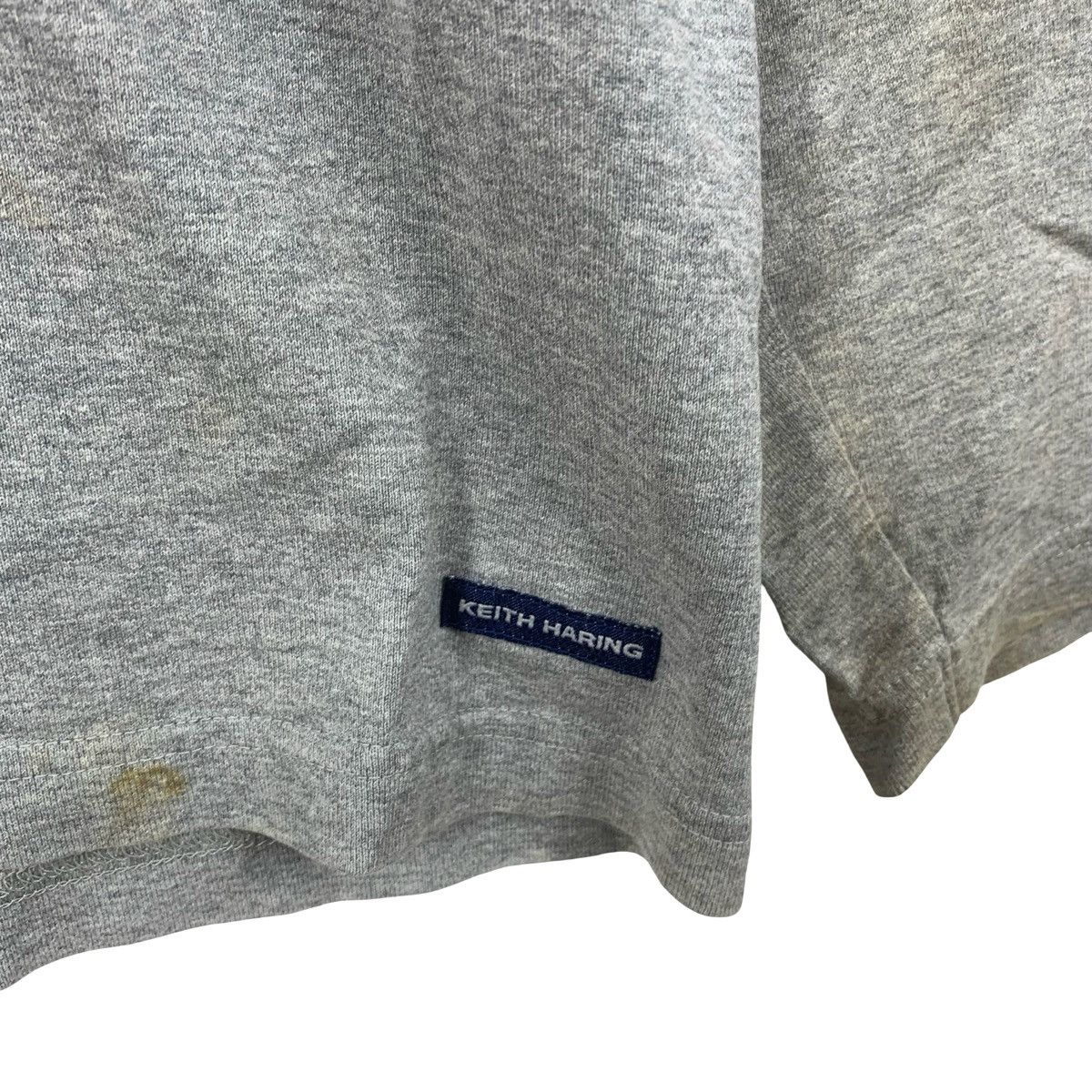 Uniqlo Vintage UNIQLO X KEITH HARING Crossed Fingers Long Sleeve Size US XL / EU 56 / 4 - 8 Thumbnail