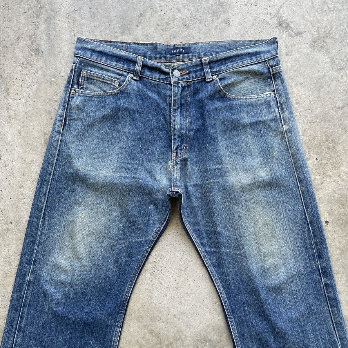 Vintage Vintage Tommy Faded Baggy Jeans Denim Pants W36x31.5 Size US 36 / EU 52 - 4 Thumbnail