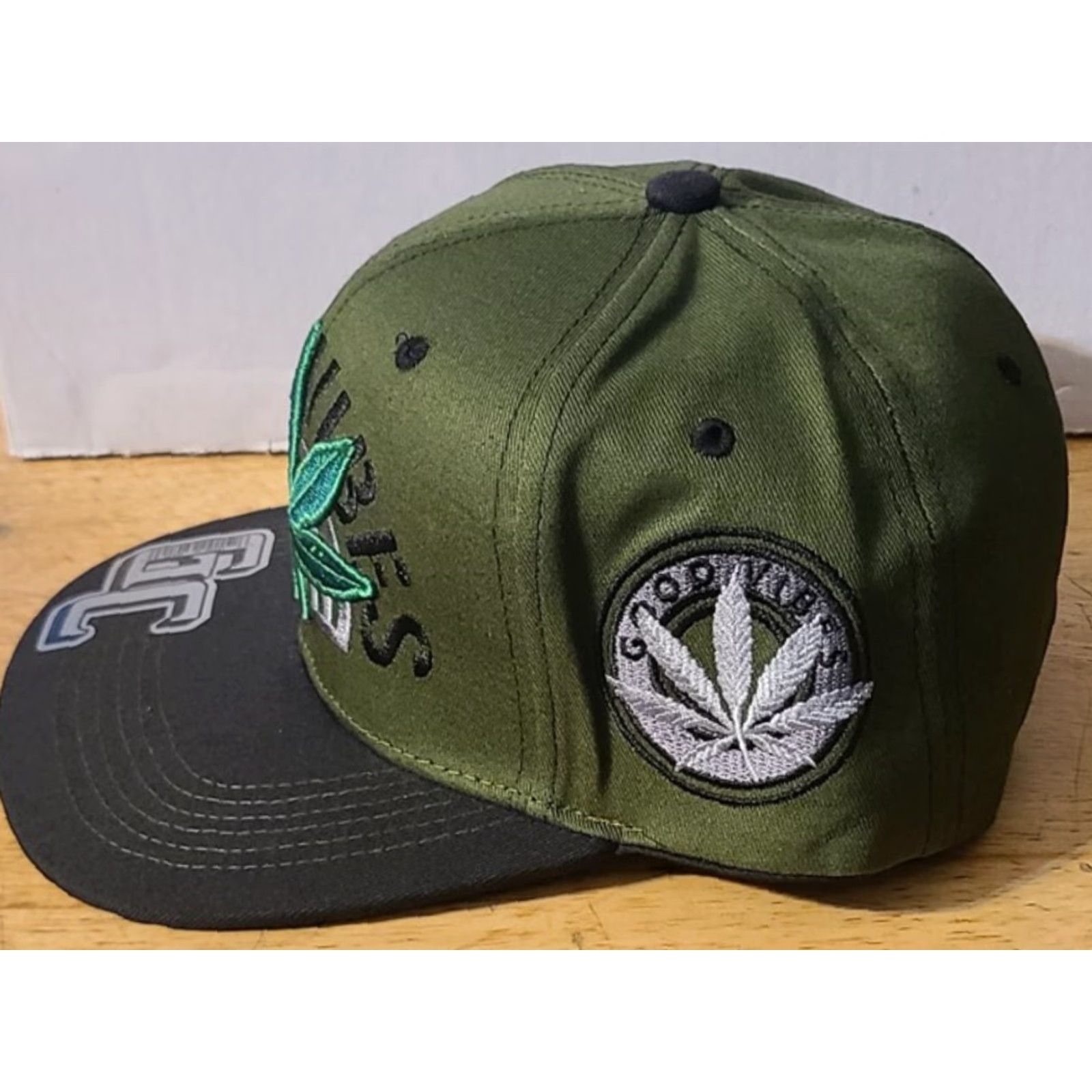 Vintage VINTAGE Marijuana Leaf Snapback Hat Men Adjustable Cotton Green Cannabis Baseball Cap Size ONE SIZE - 2 Thumbnail