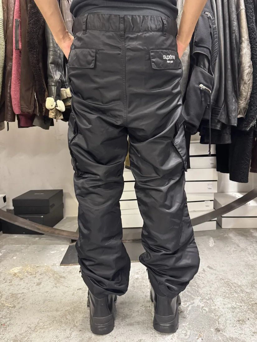 Supreme × Vintage Supreme Black Nylon Cargo Large Pants Size US 33 - 3 Thumbnail