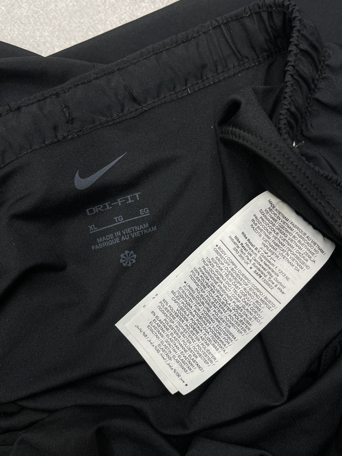 Nike Mens Nike Challenge Dri Fit Black Shorts Drill Y2K ACG TECH Size US 36 / EU 52 - 6 Thumbnail