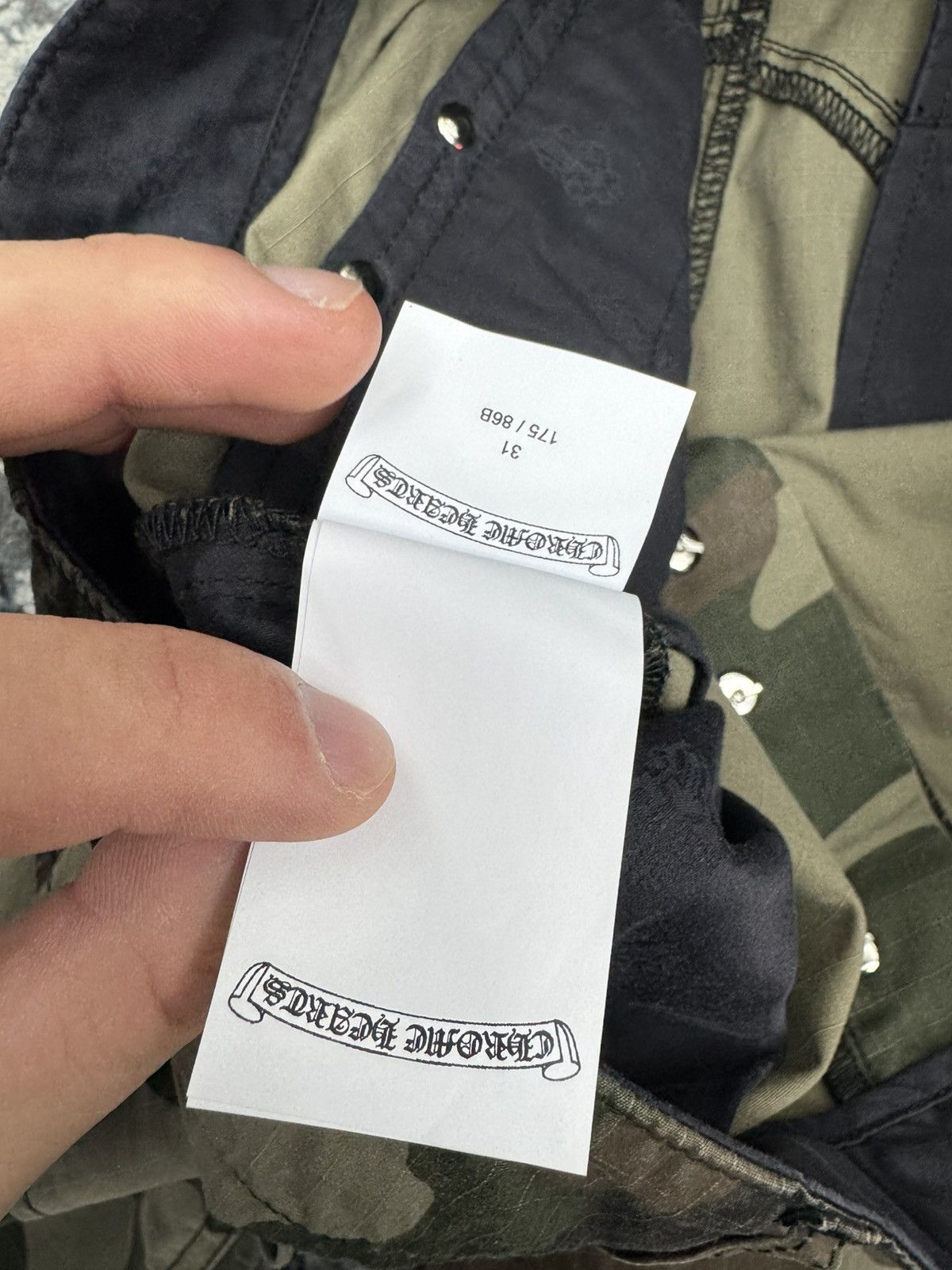 Chrome Hearts Chrome hearts Camo cargo shorts with patch Size US 31 - 9 Thumbnail